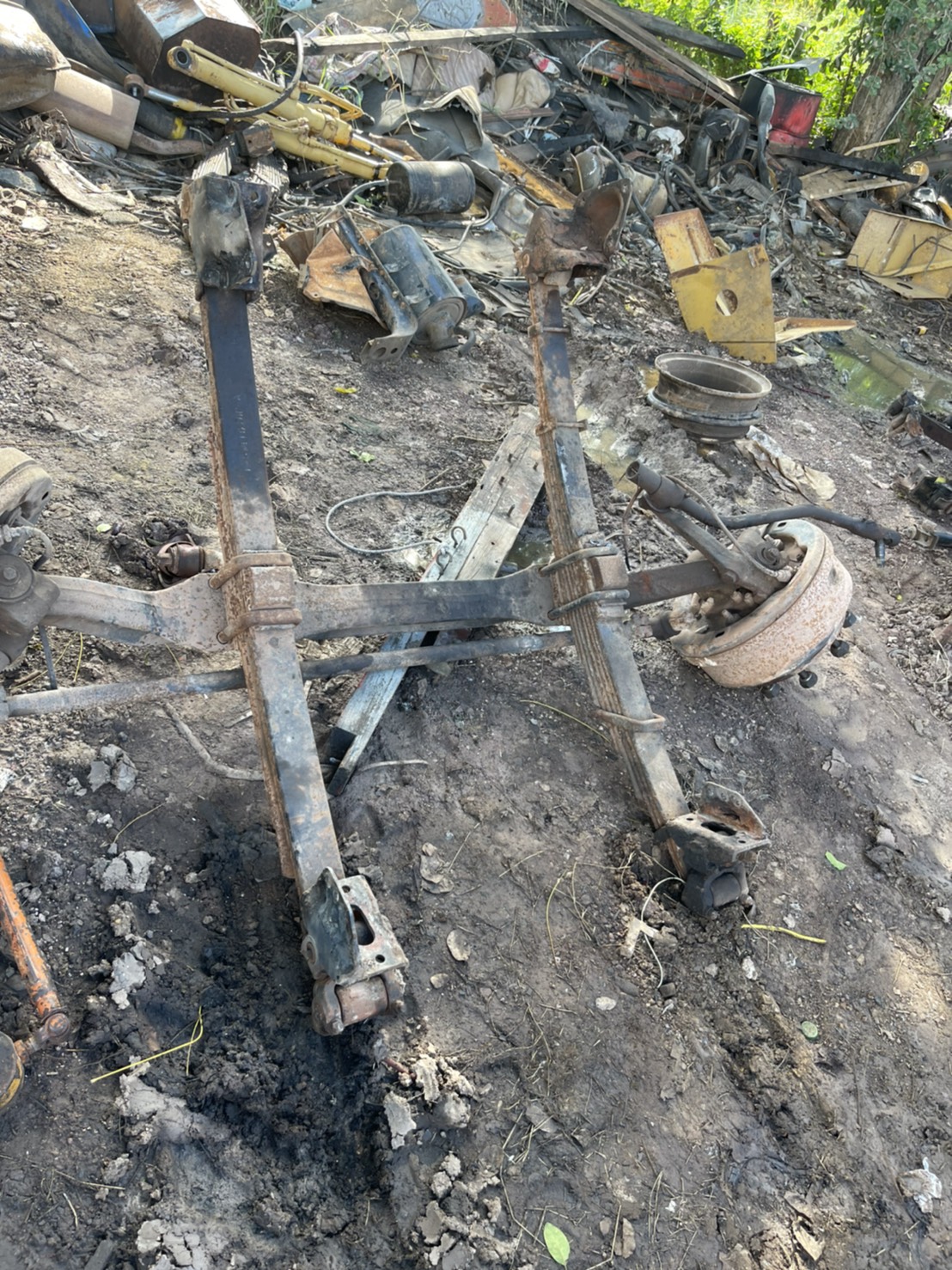 คานหน้า ร็อกกี้ พร้อมแหนบ 20000 บาท พร้อมใช้งาน 0816278866