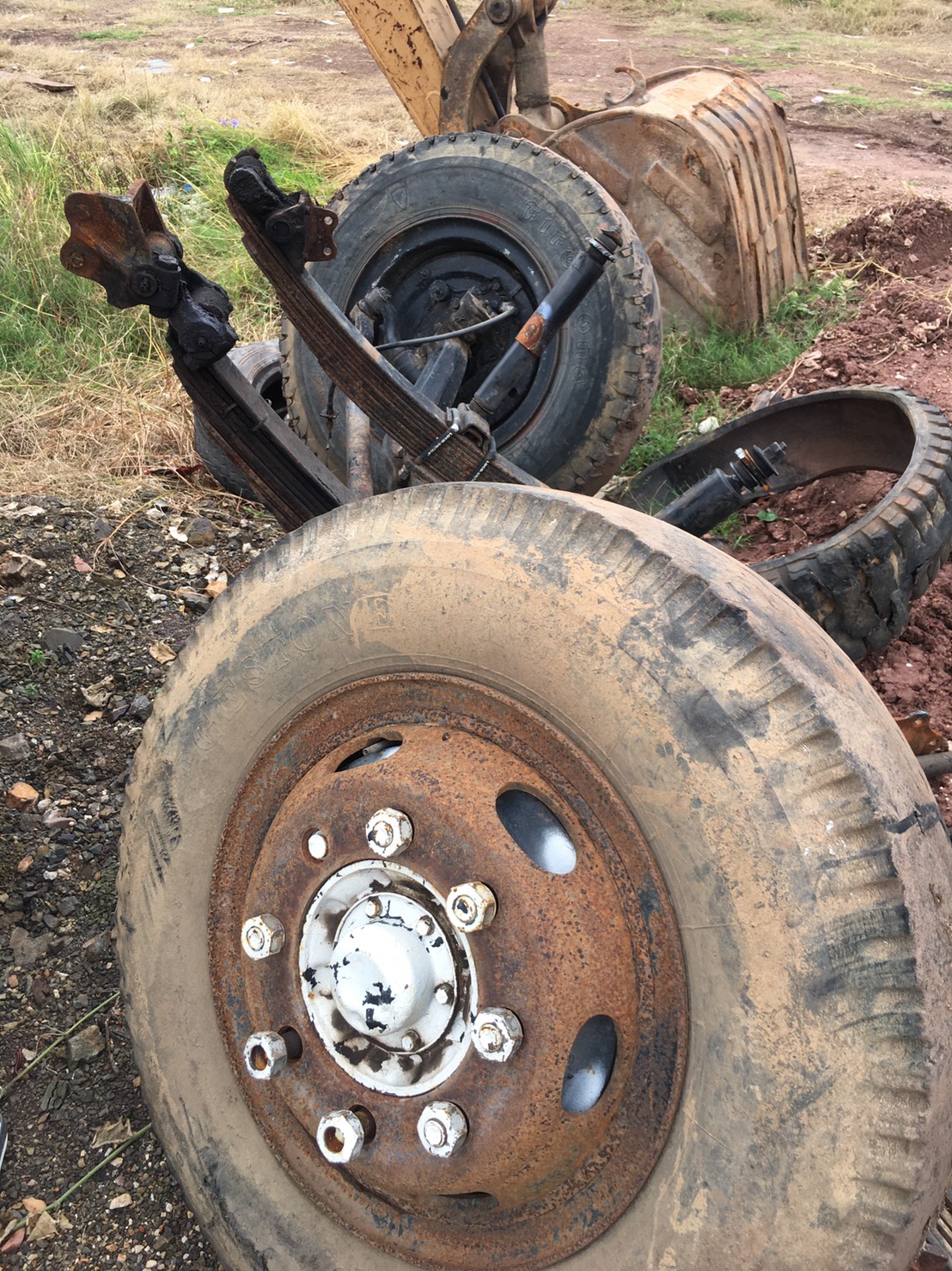 คานหน้า พร้อมแหนบ สือ27นิ้ว 13500บาท