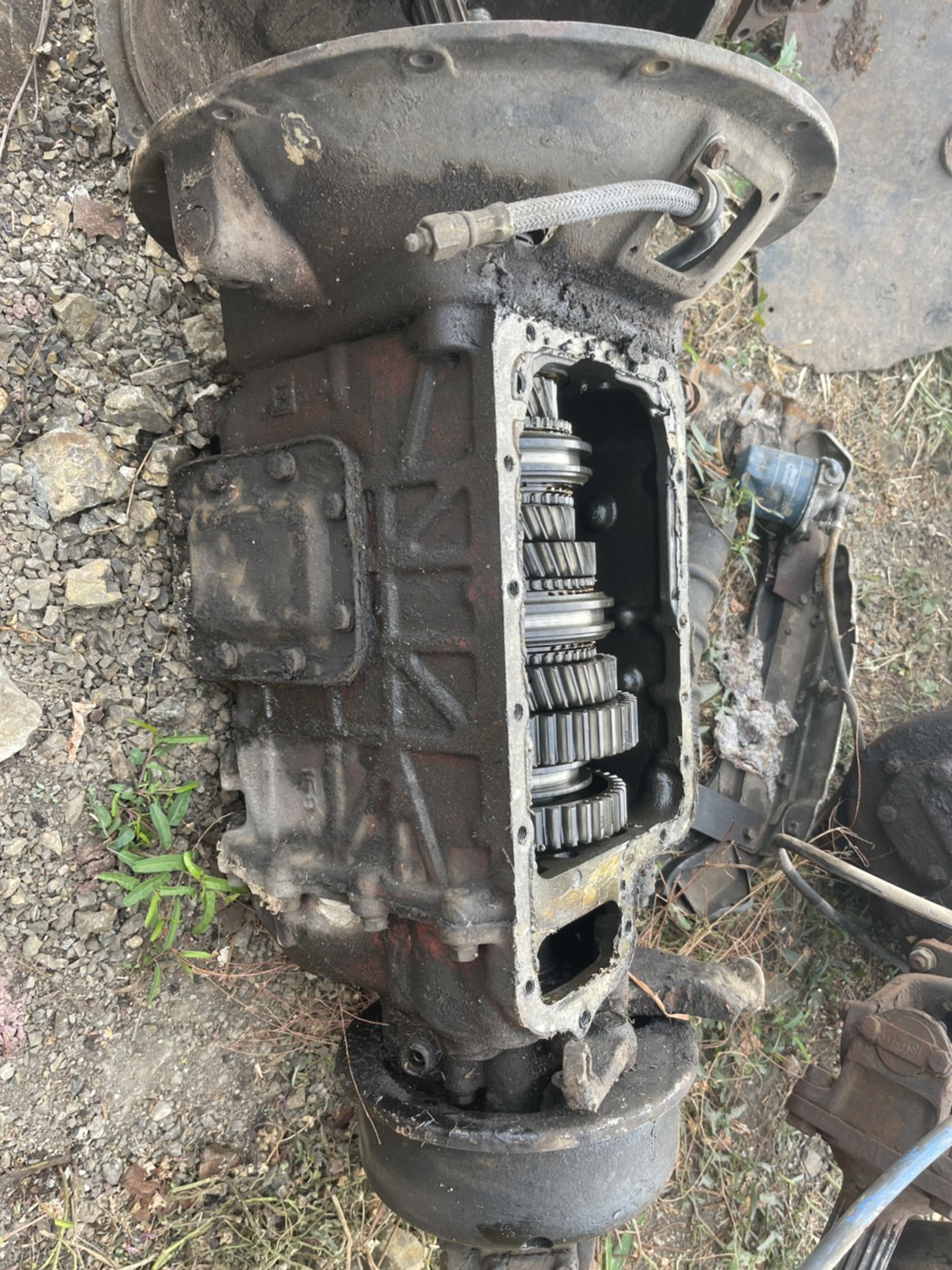 เกียร์ ISUZU ร็อกกี้ 7 เกียร์ถอย 24000 บาท 0816278866