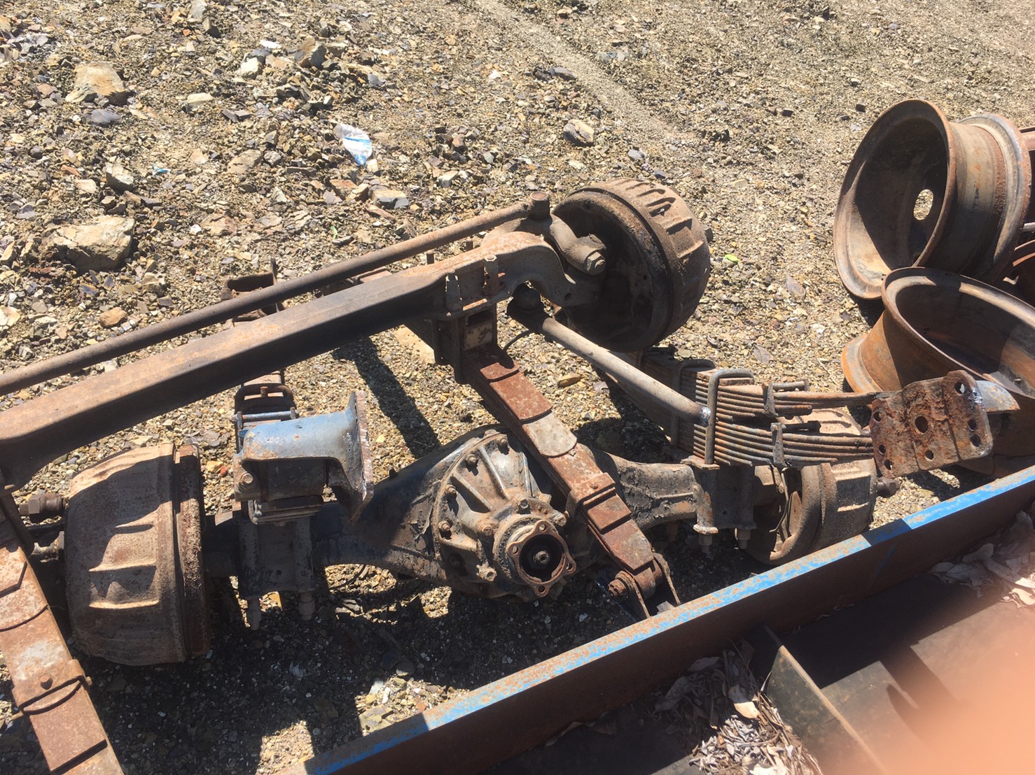 ชุดเพลา คานหน้า พร้อมแนบ26000บาท isuzu 115แรง