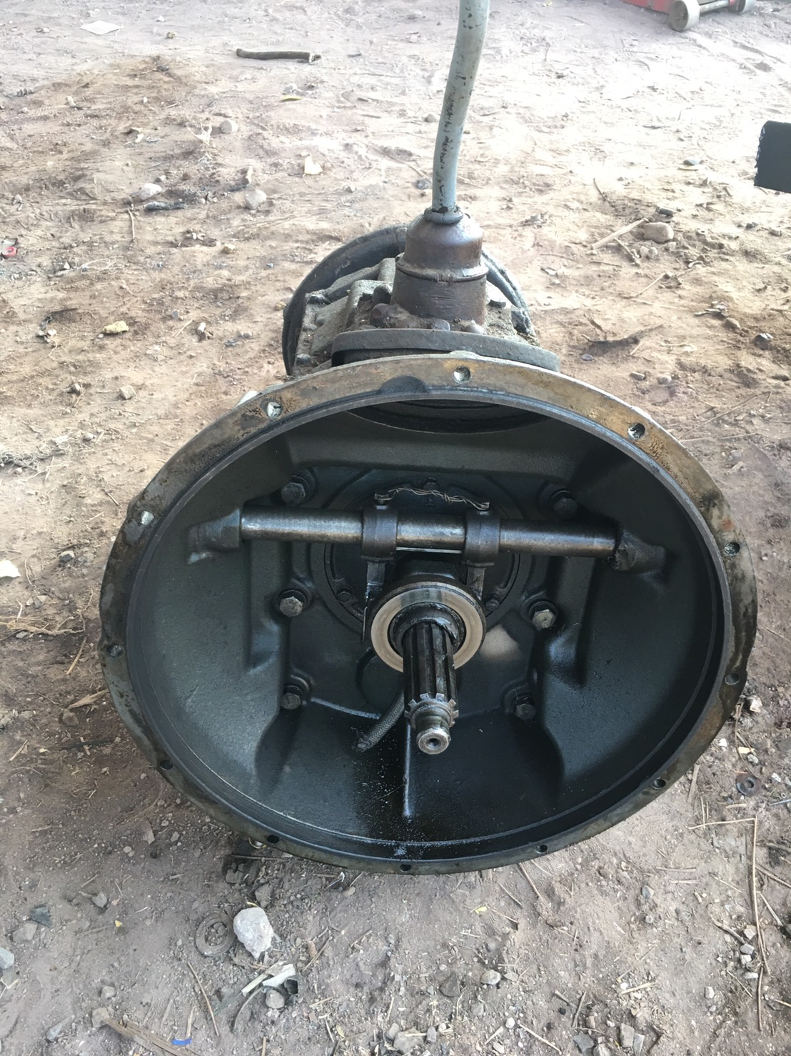 เกียร์ นิิสัน ชนPD6 185 แรง 25000 บาท