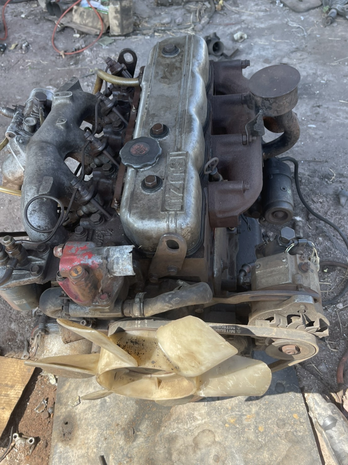 เครื่อง ISUZU 4BA1 85 แรง 23000 บาท เครื่อง ISUZU 4BA1 85 แรง 23000 บาท