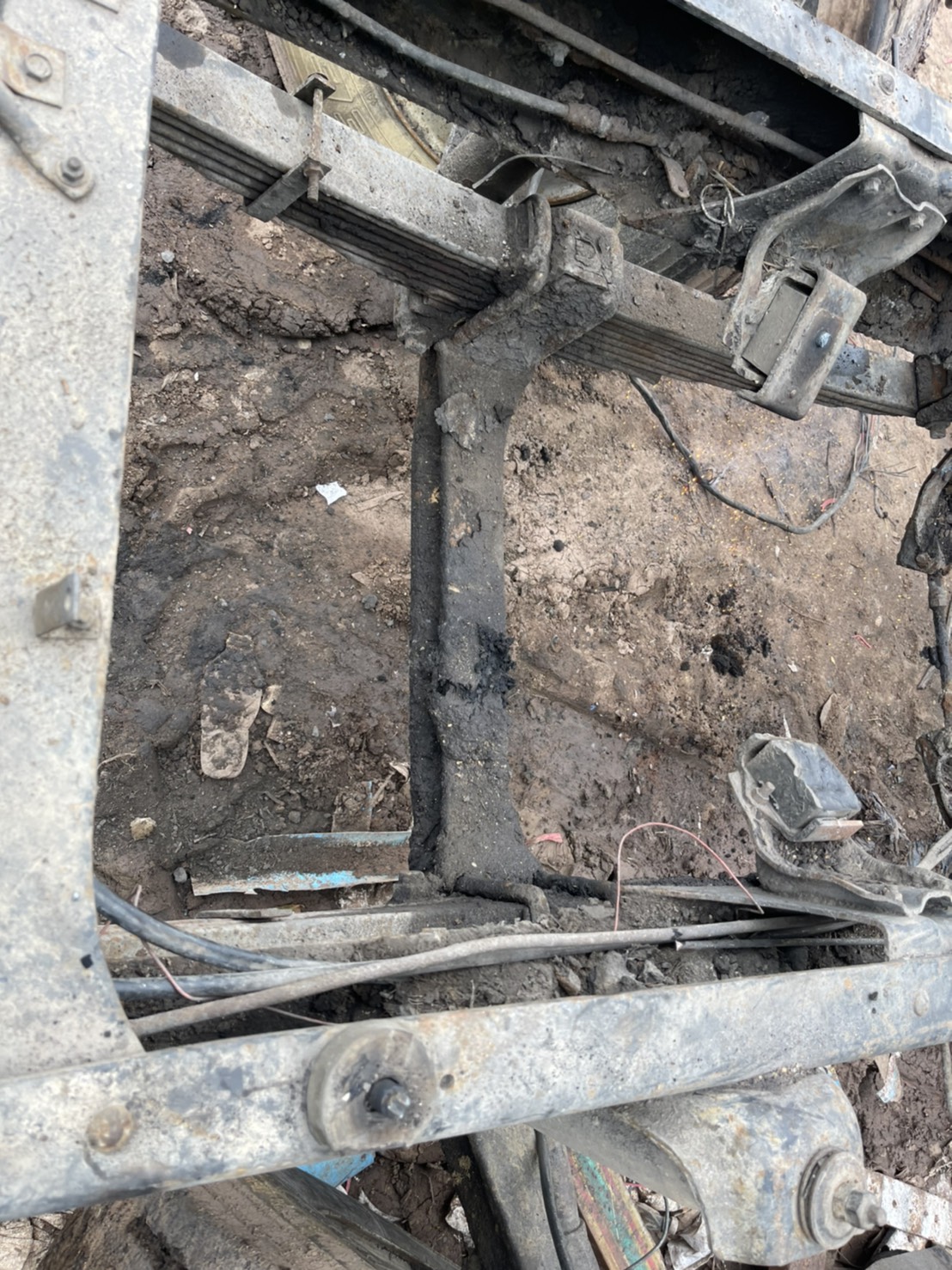 คานหน้า มิตชู 20000 บาท พร้อมแหนบ 0816278866