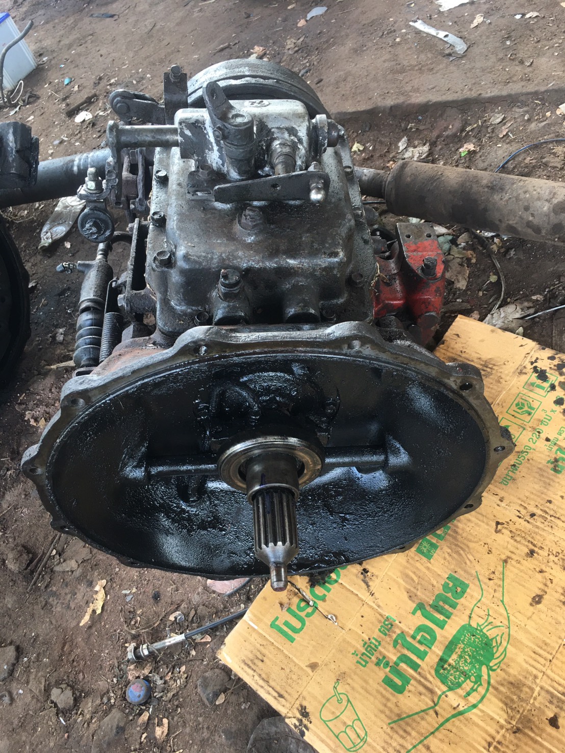 เกียร์ Hino EH700 16000 บาท  พร้อมเกียร์ฝาก พร้อมใช้งาน