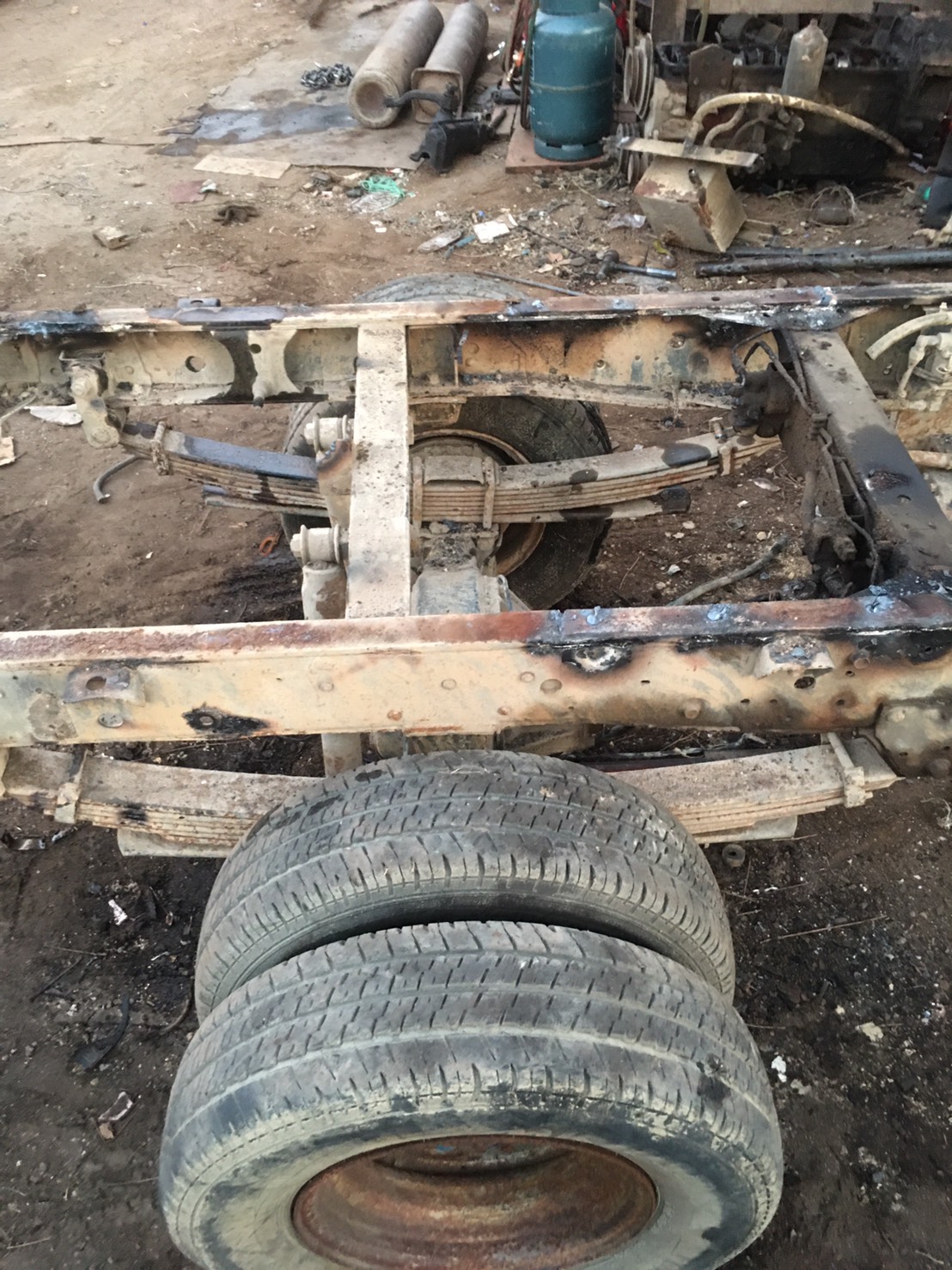 ขายชุดเพลา พร้อมแหนบ ISUZU NKR 26000 บาท 0816278866