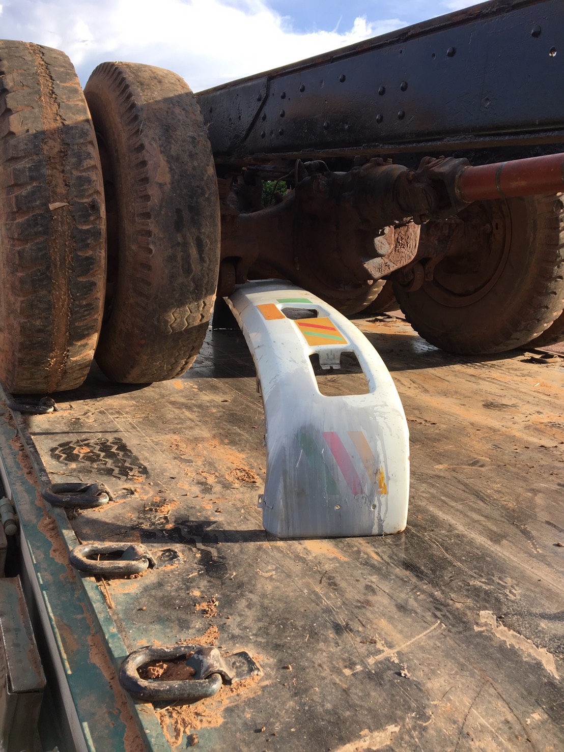 ขายชุด 2 เพลา ร็ออกี้ 175 พร้อมแท่น แหนบ โบ้กี้ 65000บาท 0816278866