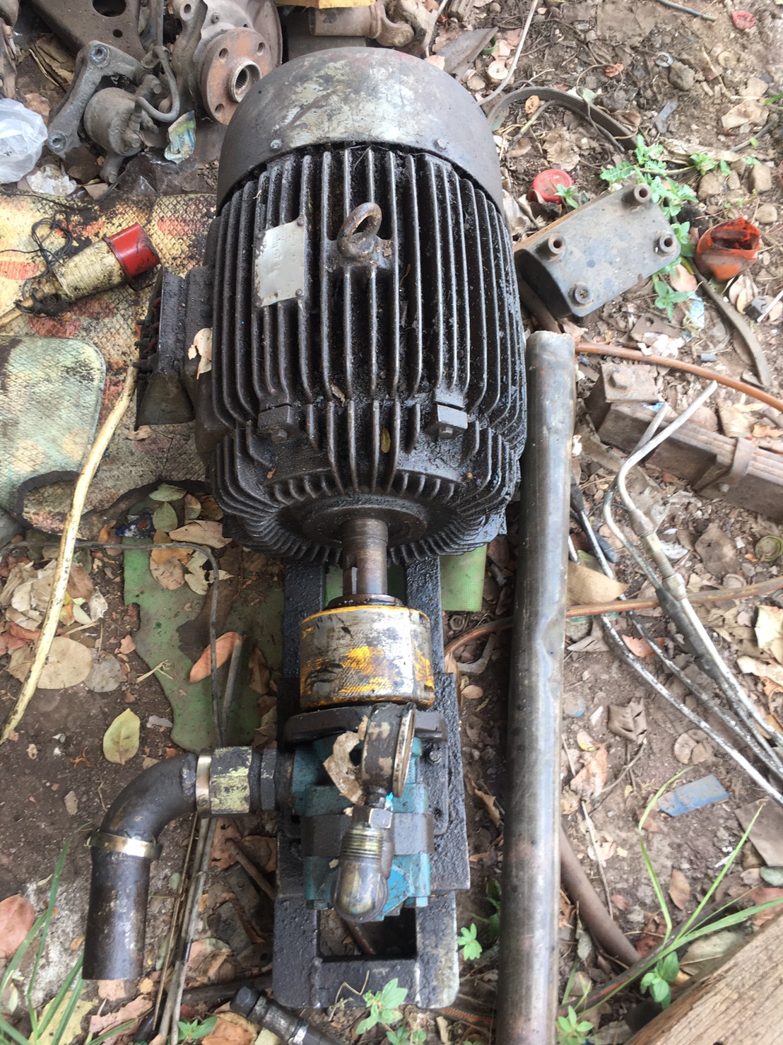 มอเตอร์ 15 แรง ไฟสามเฟส พร้อม ปั้มปั่น ไฮโดรลิค 15000บาท พร้อมใช้งาน