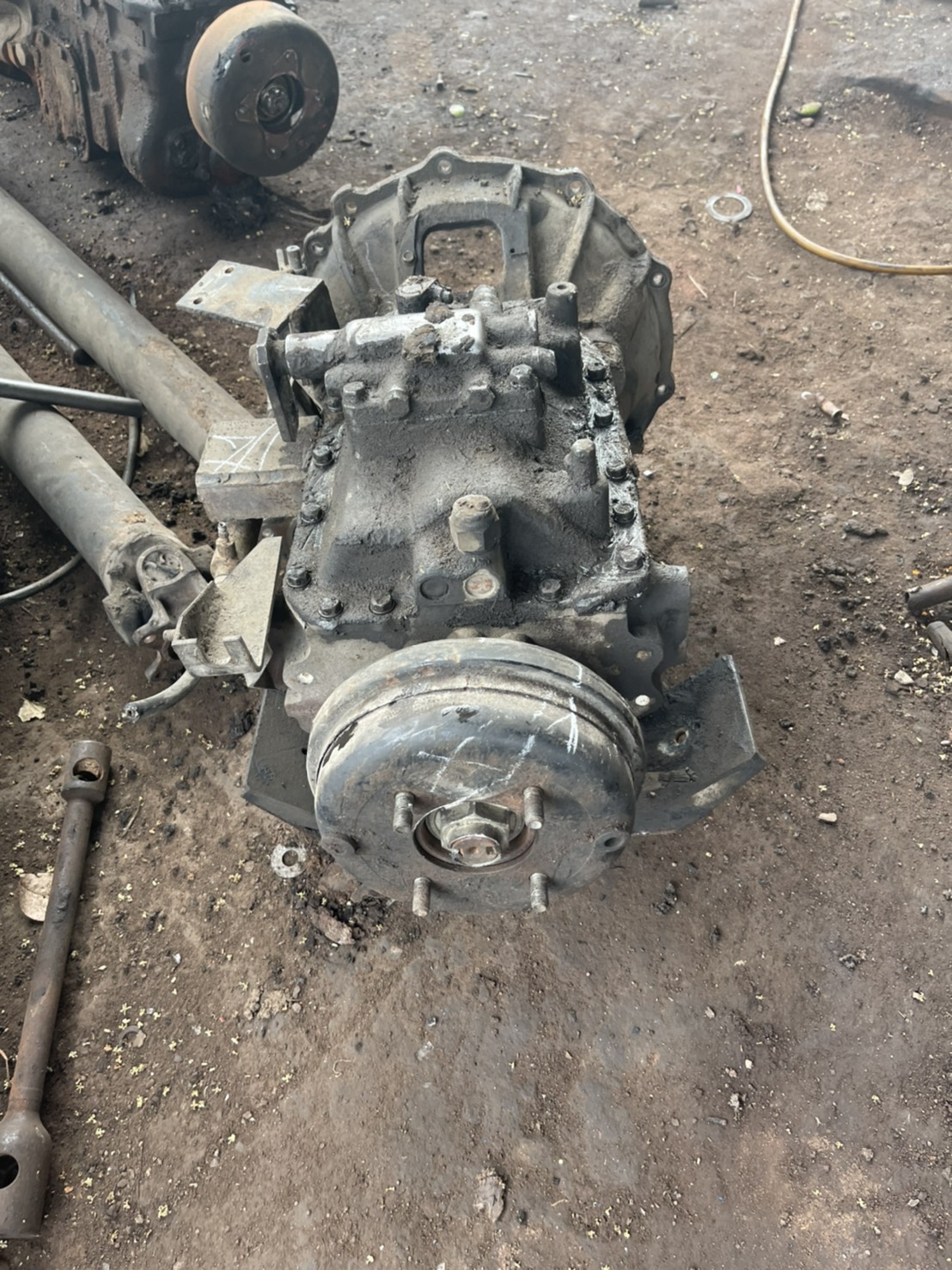 เกียร์ HINO WO4D 6 เกียร์ถอยพร้อมใช้งาน