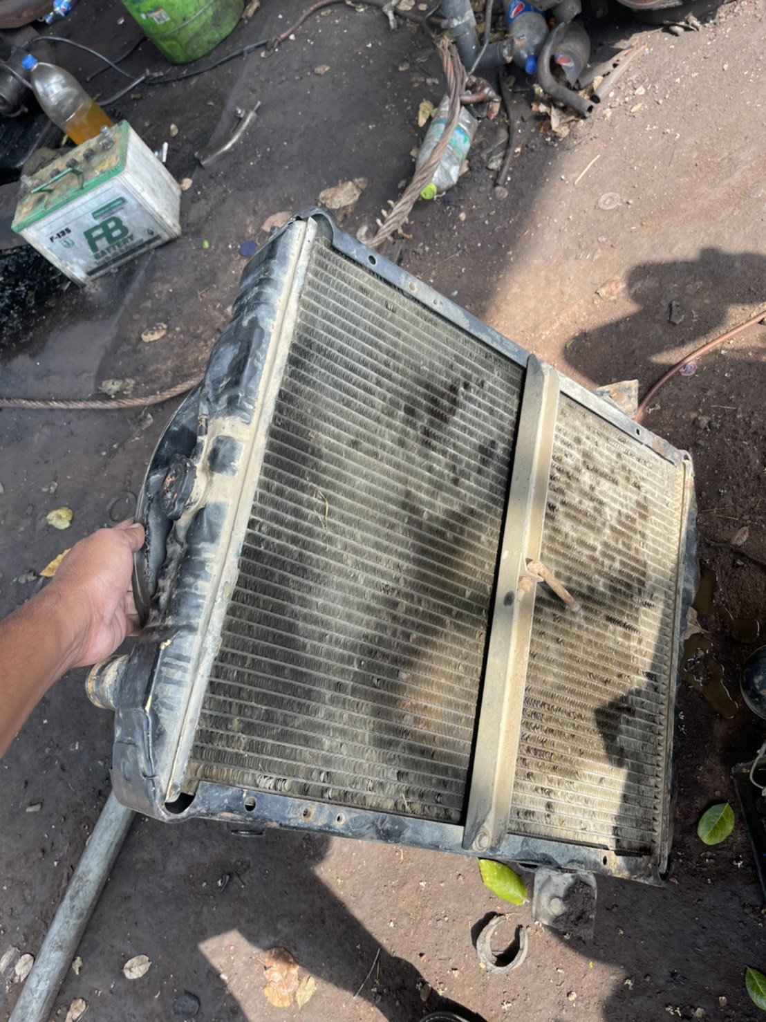 หม้อน้ำ 6 ล้อ ISUZU 4ช่อง กว้าง 50 สูง65 ซม