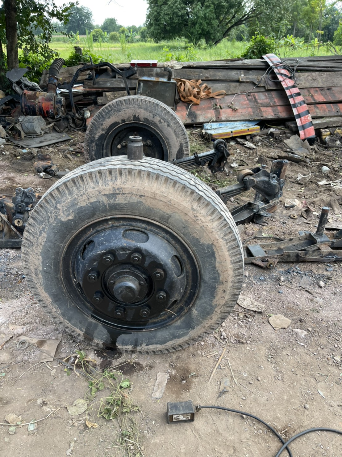 คานหน้า ฟู่โซ่ สดือ 31 นิ้ว พร้อมแหนบ 16000 บาท 0816278866