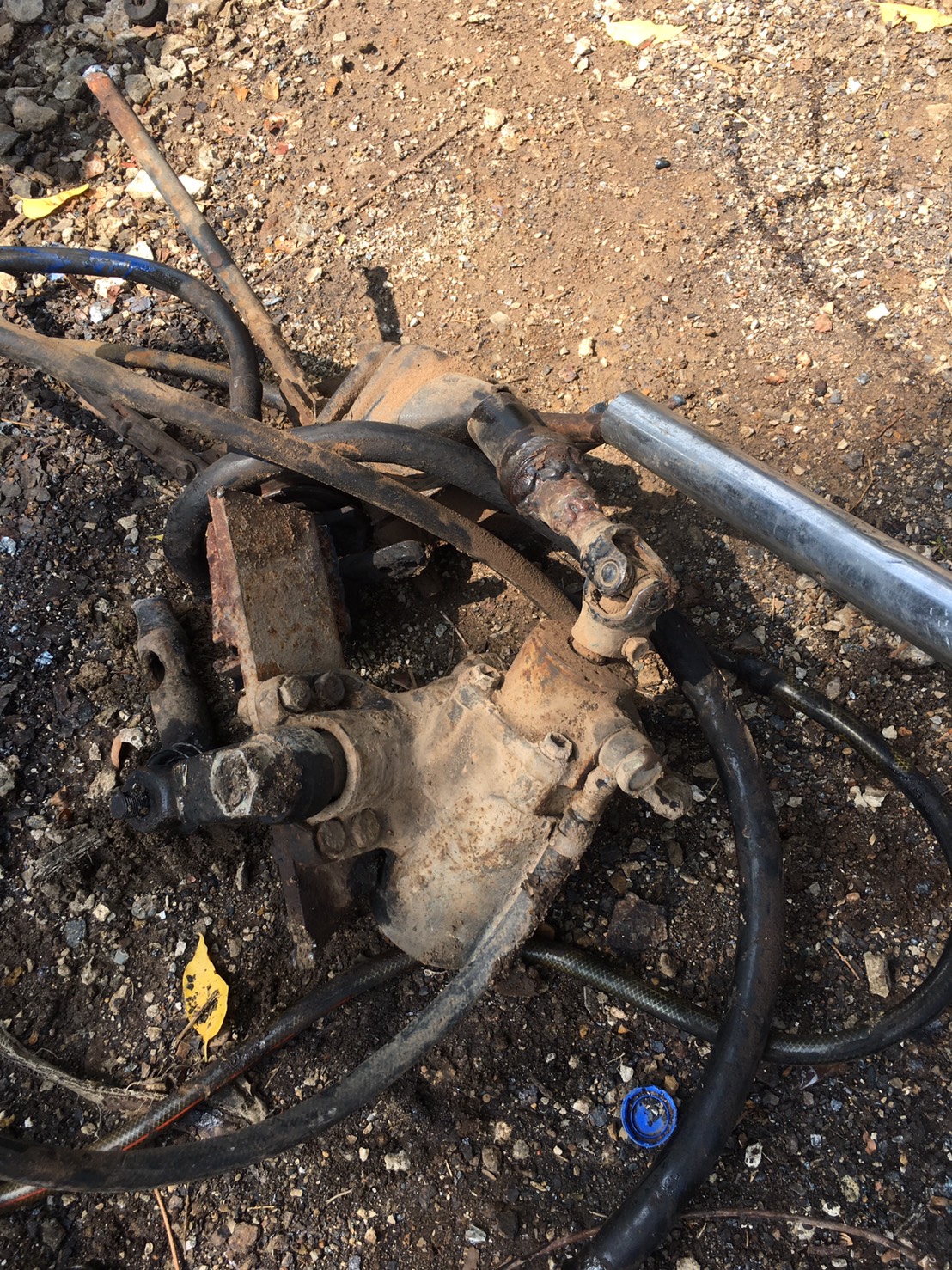 กระปุกเพลา เวอร์ ISUZU พร้อมปั้มปั่น 6500 บาท พร้อมใช้งาน 0816278866