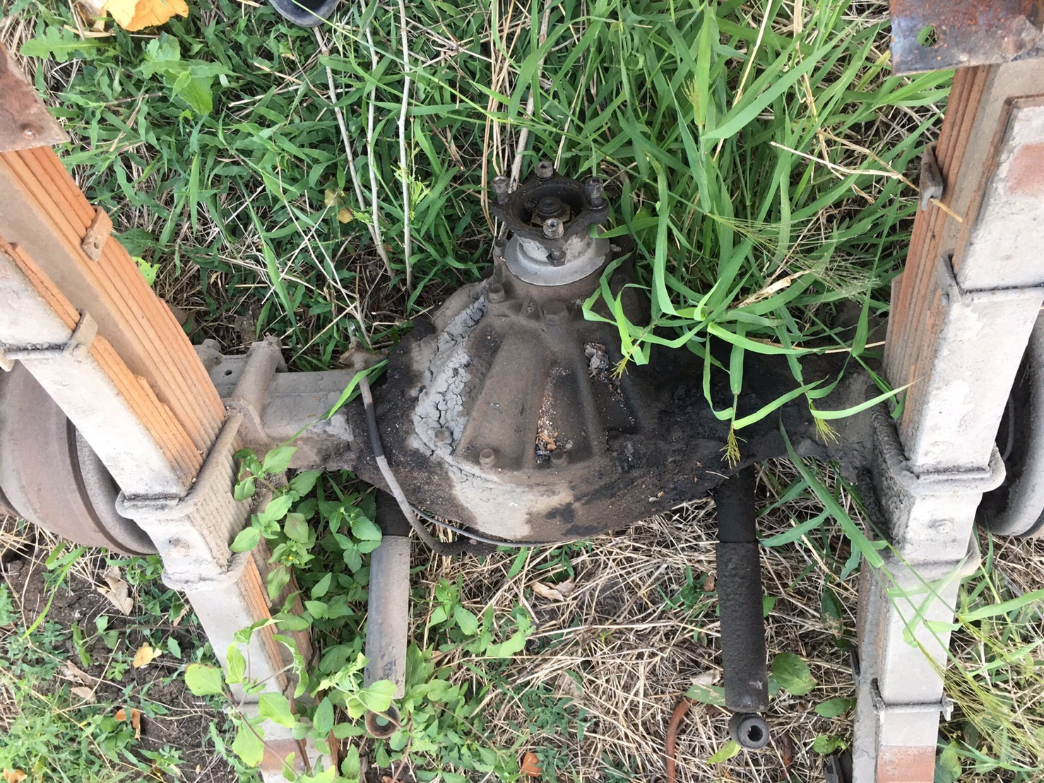 เพลา พร้อมแหนบ ISUZU 110 18000บาท