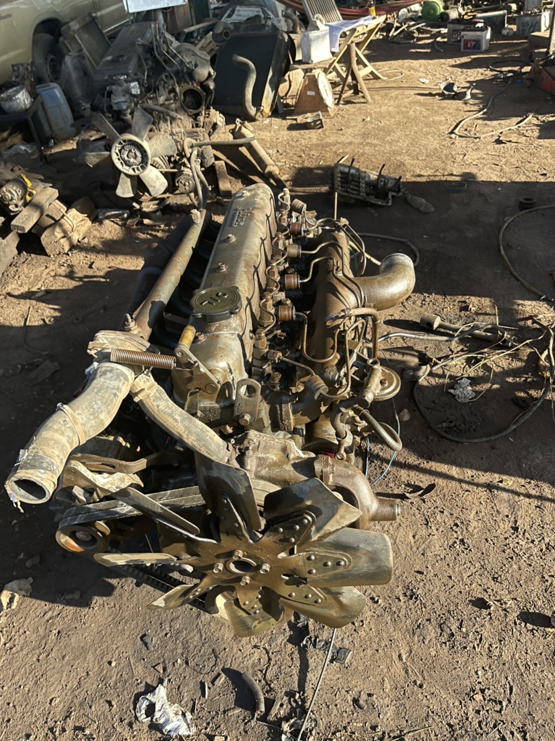 เครื่องHino EC100 28000 บาท เกียร์ 16000 บาท เครื่องHino EC100 28000 บาท เกียร์ 16000 บาท