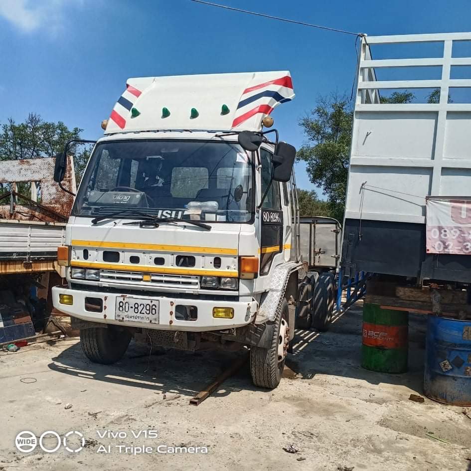 แยกอะไหล่ isuzu จัมโบ้ เอกสารครบ คัสชีฝุ