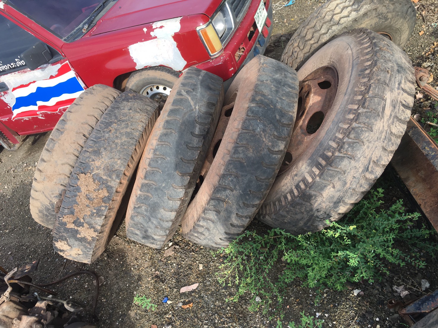 ขายยางพร้อมกระทะ 900-20 1500-2500 บาทตามสภาพ