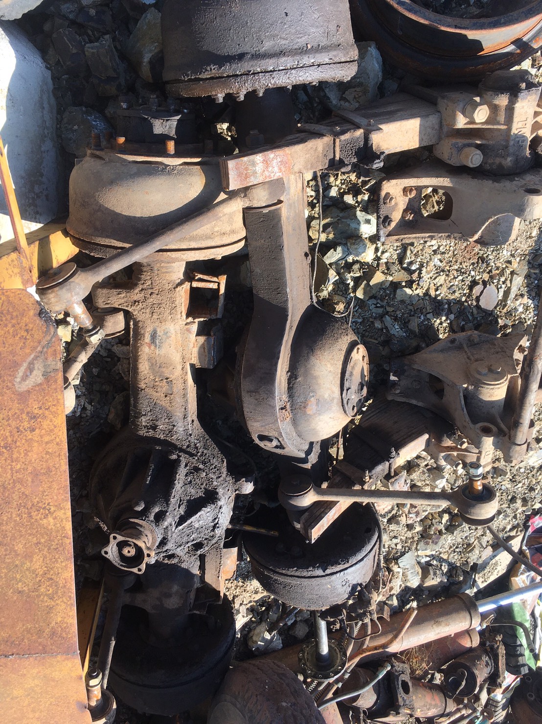 เพลา ISUZU TX 8น็อต เส้นละ11000บาท