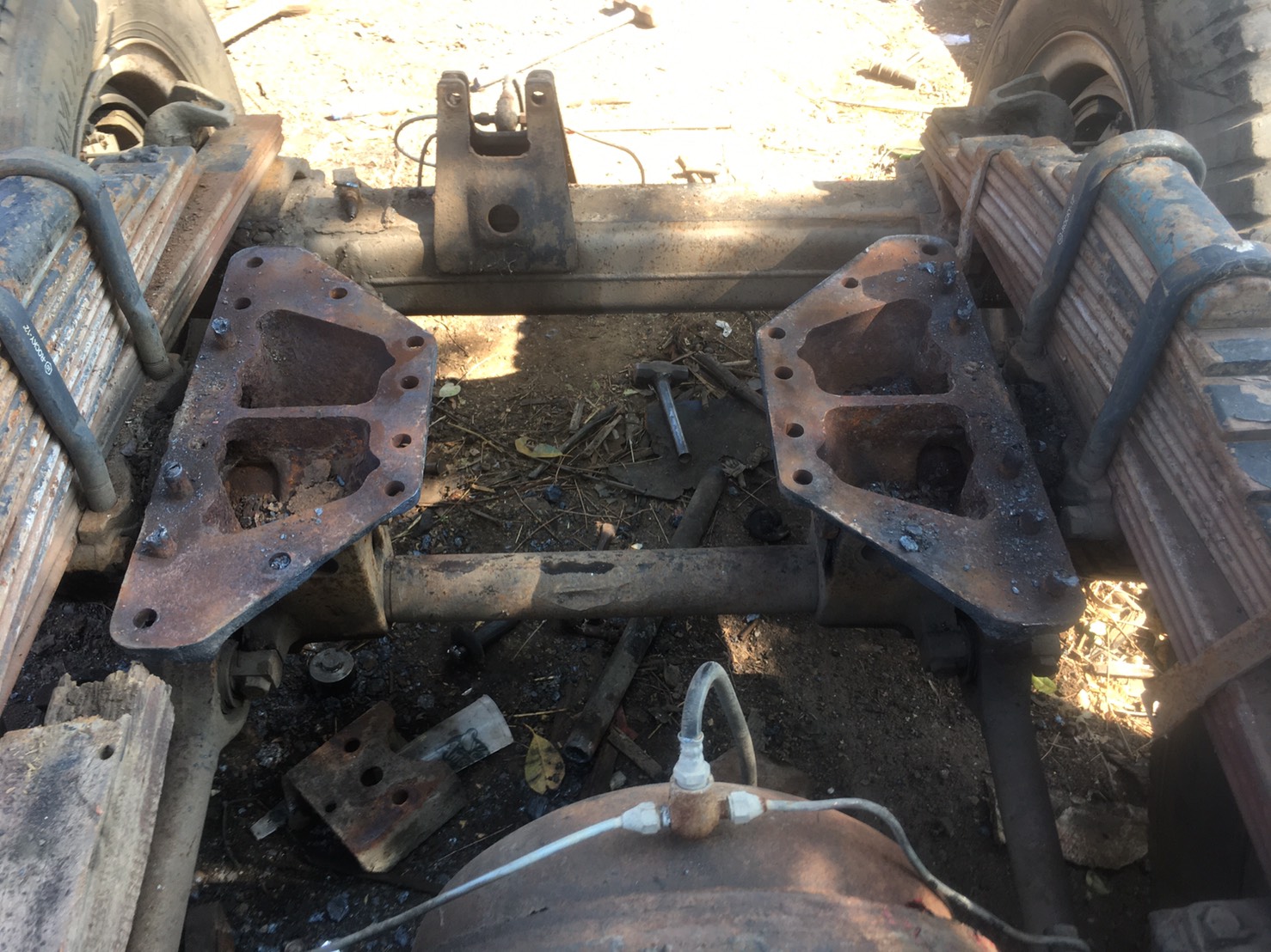 ขายชุดเพลา แหนบ โบ้กี้ ISUZU175  พร้อมใช้้งาน 39000บาท 0816278866