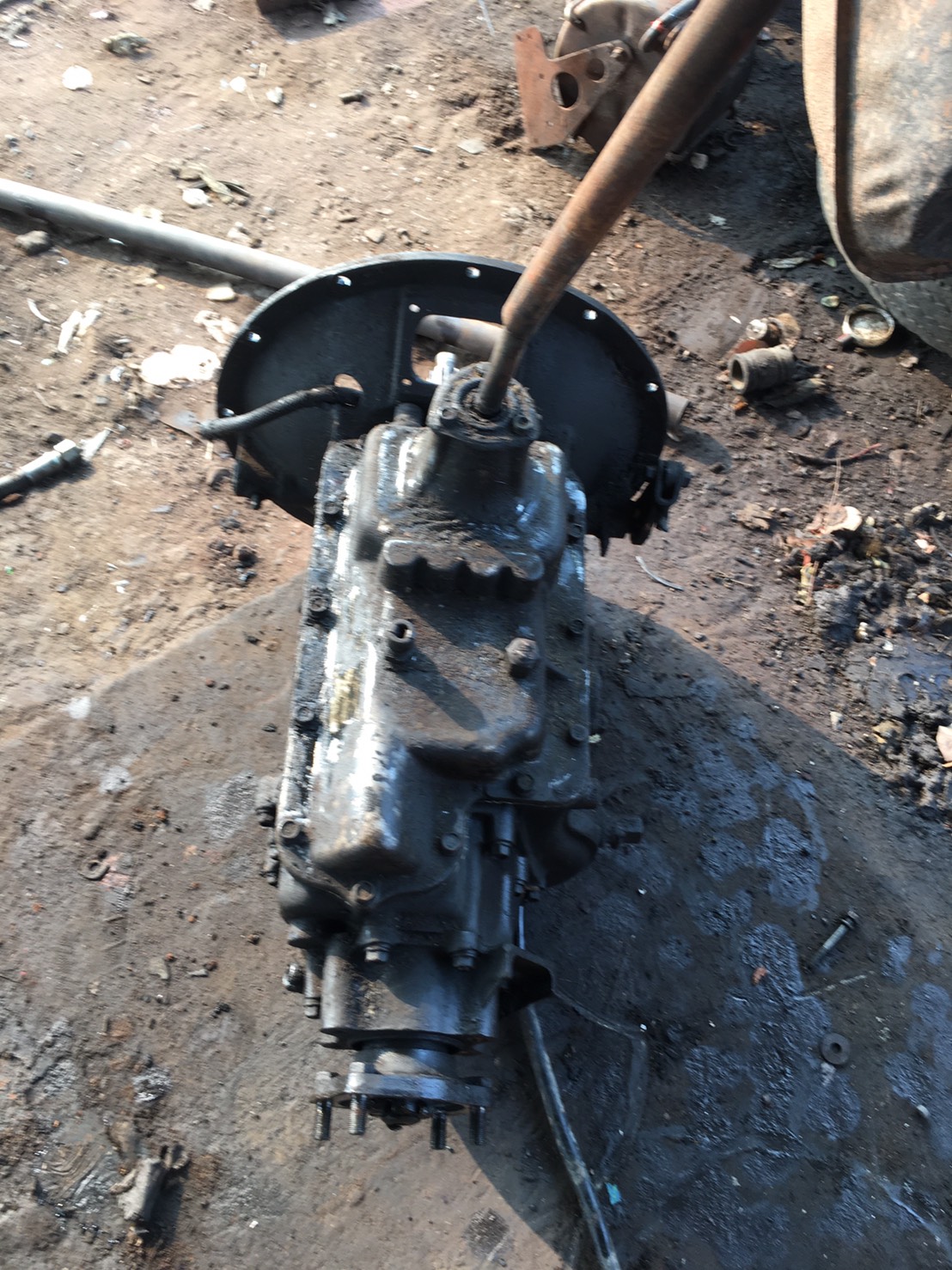 เกียร์ ISUZU หัวยาว 6 เกียร์ถอย 15000บาท พร้อมใช้งาน