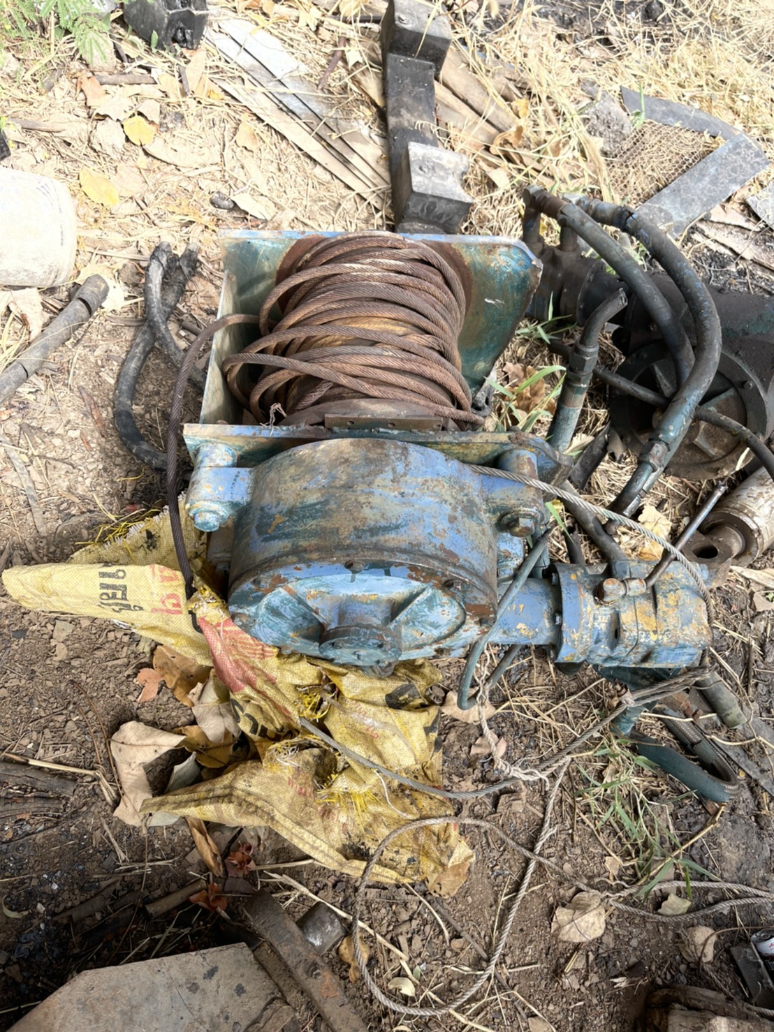 วิน รถหกล้อ 15000 บาท  พร้อมใช้งาน 0816278866