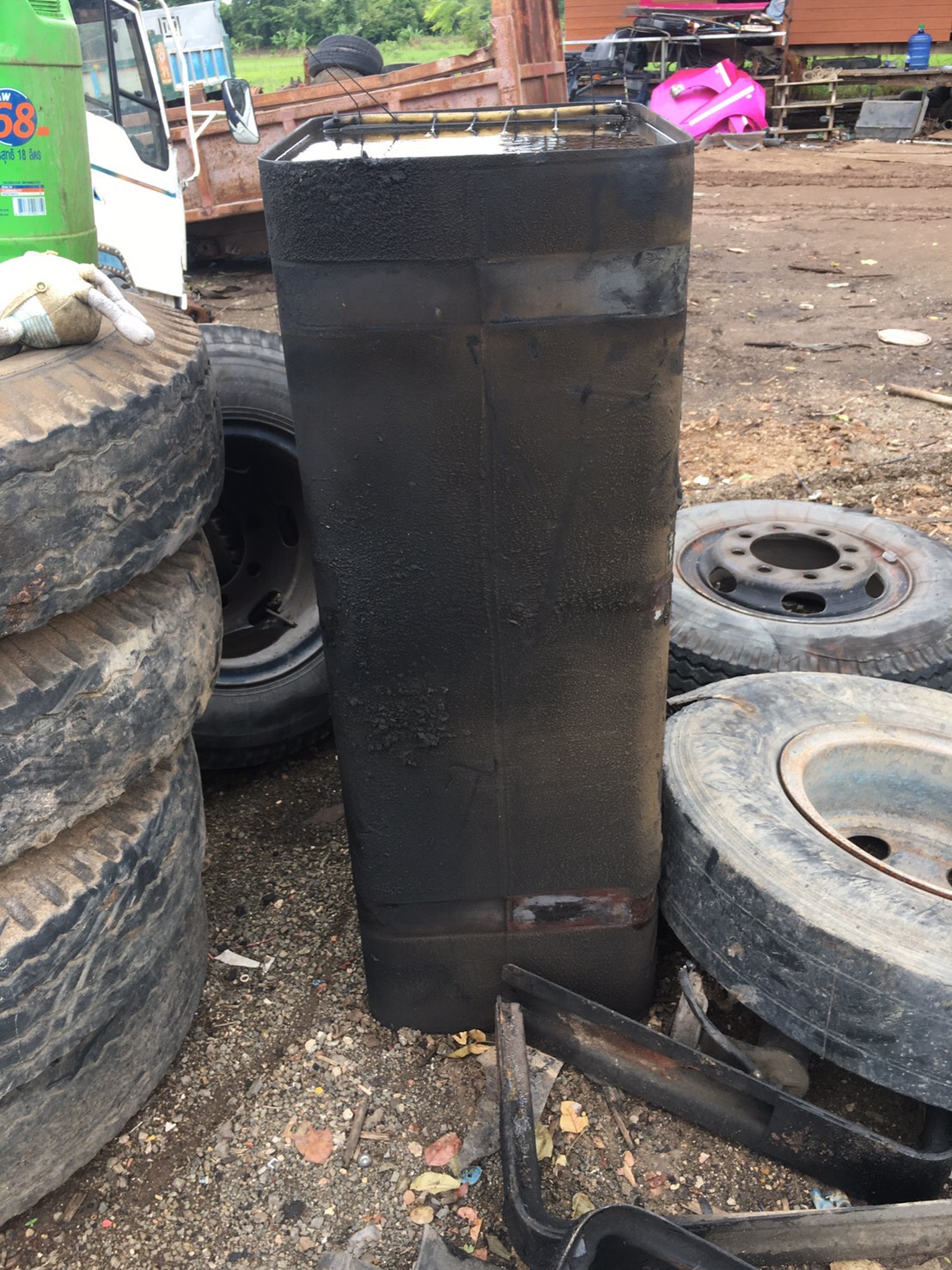 ถังน้ำมัน พร้อมขายึด ISUZU 400 ลิตร 3900บาท