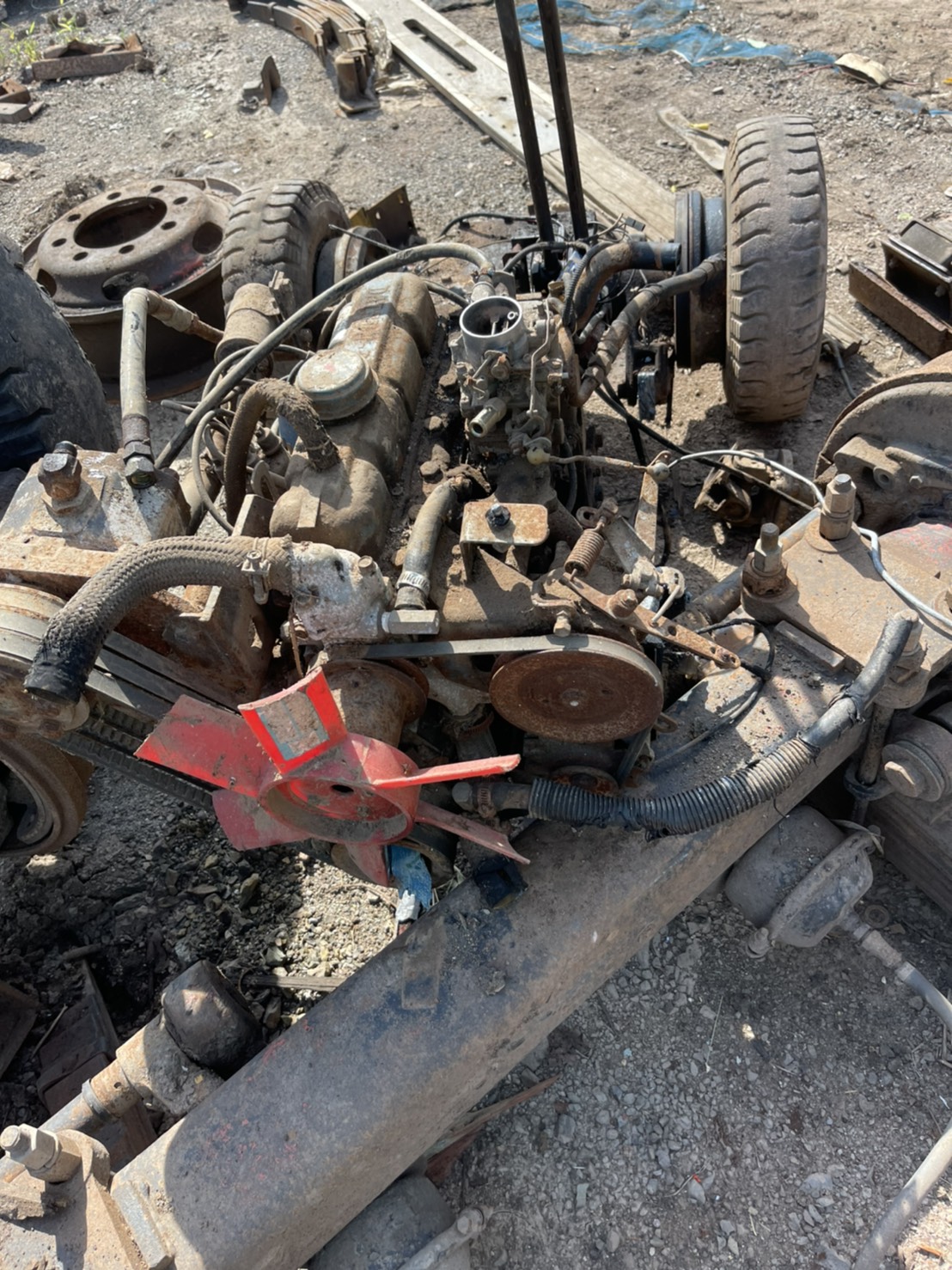 แยกอะไหล่ รถโฟลิค 2 ตัน โคมัสสุ 0816278866