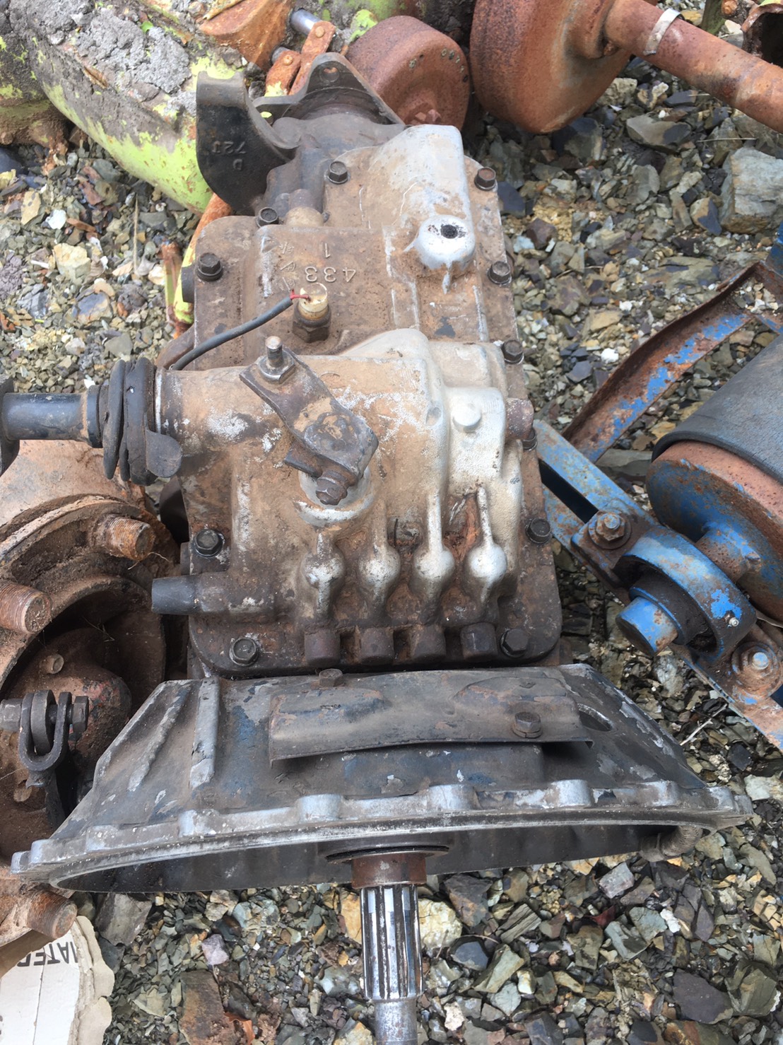 เกียร์ isuzu 7 เกียร์ถอย 23000บาทเกียร์ตาราง พร้อมใช้งาน 0816278866