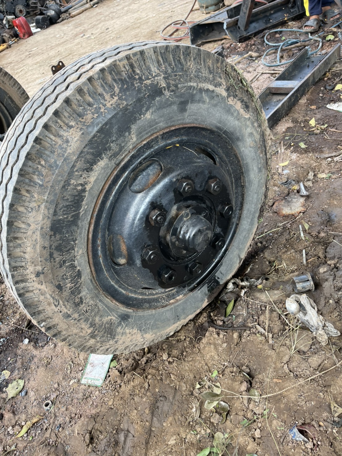 คานหน้า ฟู่โซ่ สดือ 31 นิ้ว พร้อมแหนบ 16000 บาท 0816278866