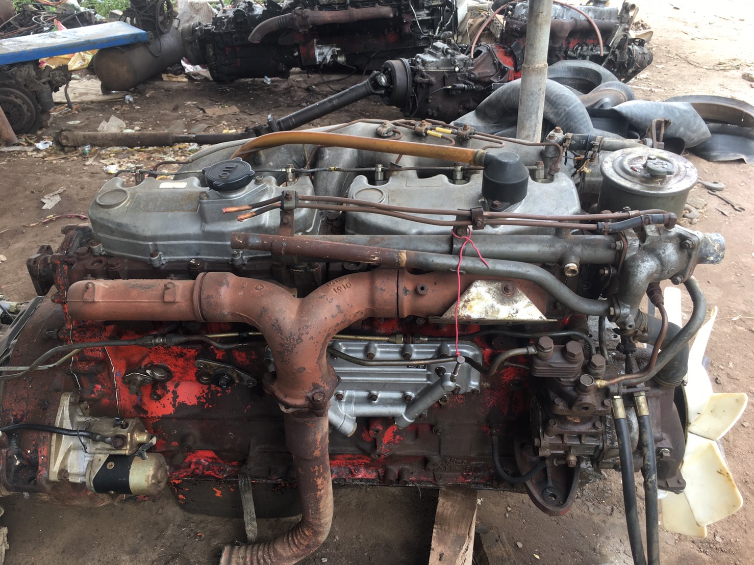 เครื่อง HINO EK100 275แรง 65000บาท