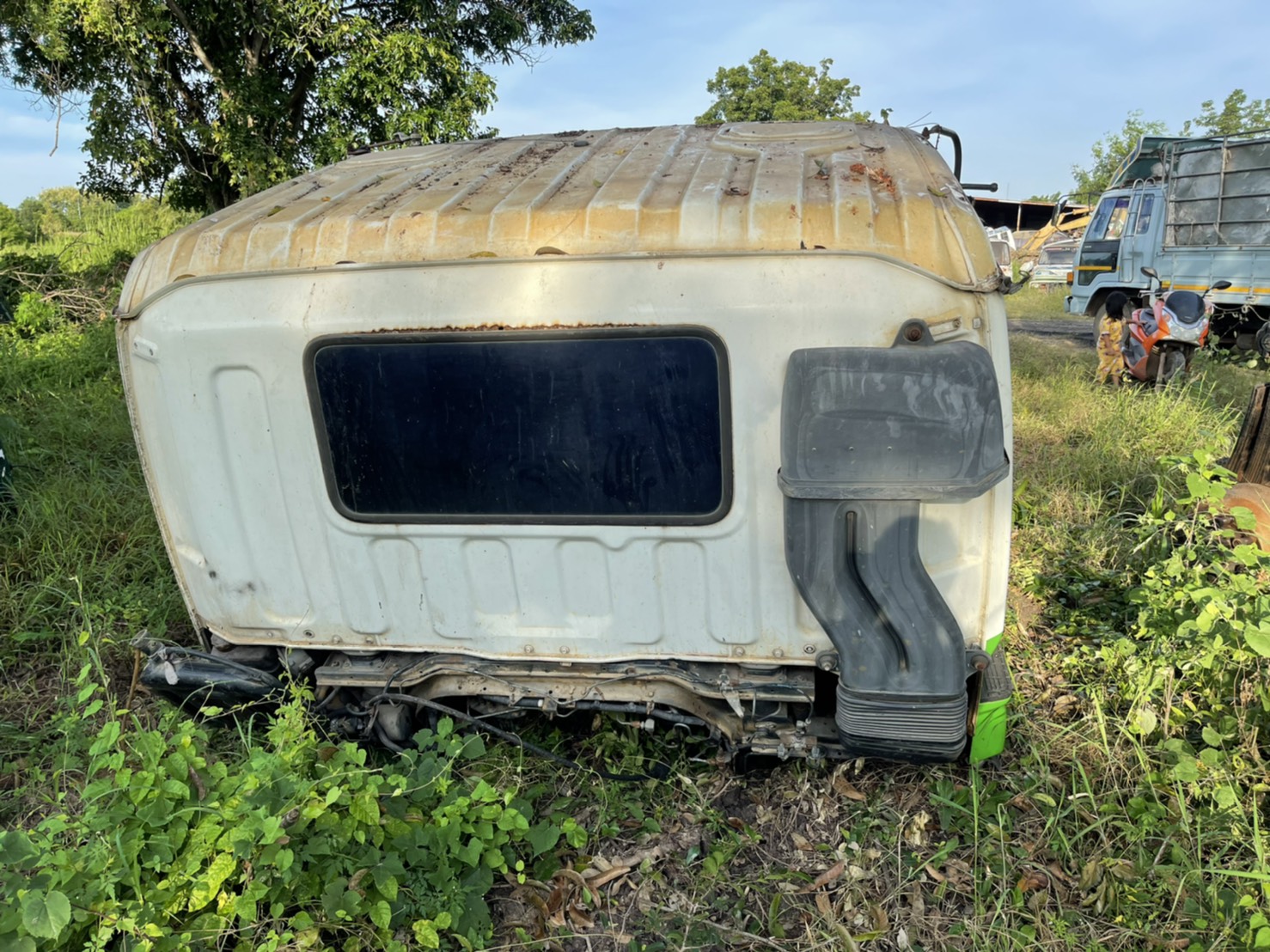 หัว GIGA พร้อมอุปกรณ์ 40000 บาท กระจกด้านหน้า มีราว ตามสภาพ 0816278866