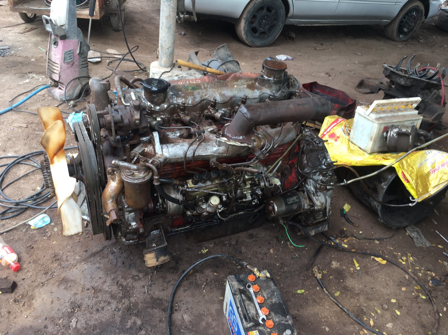 เครื่อง Hino EH700 ปั้มลม 45000บาท