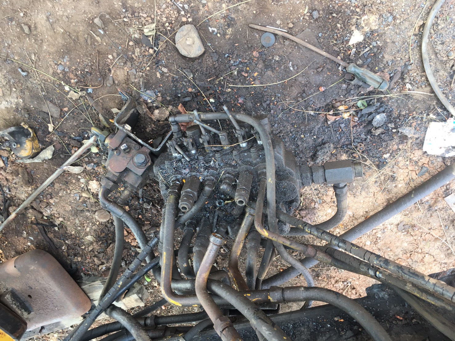 ขายชุดขุด JCB CX3 พร้อมปั้ม ตีนช้าง75000 บาท