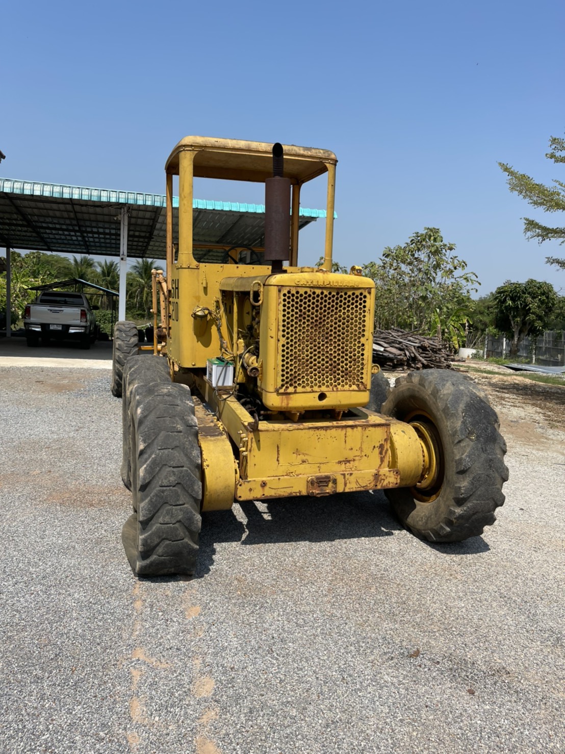 แยกอะไหล่ หรือ ยกคัน หรือ แลก รถเกรด CAT 120E