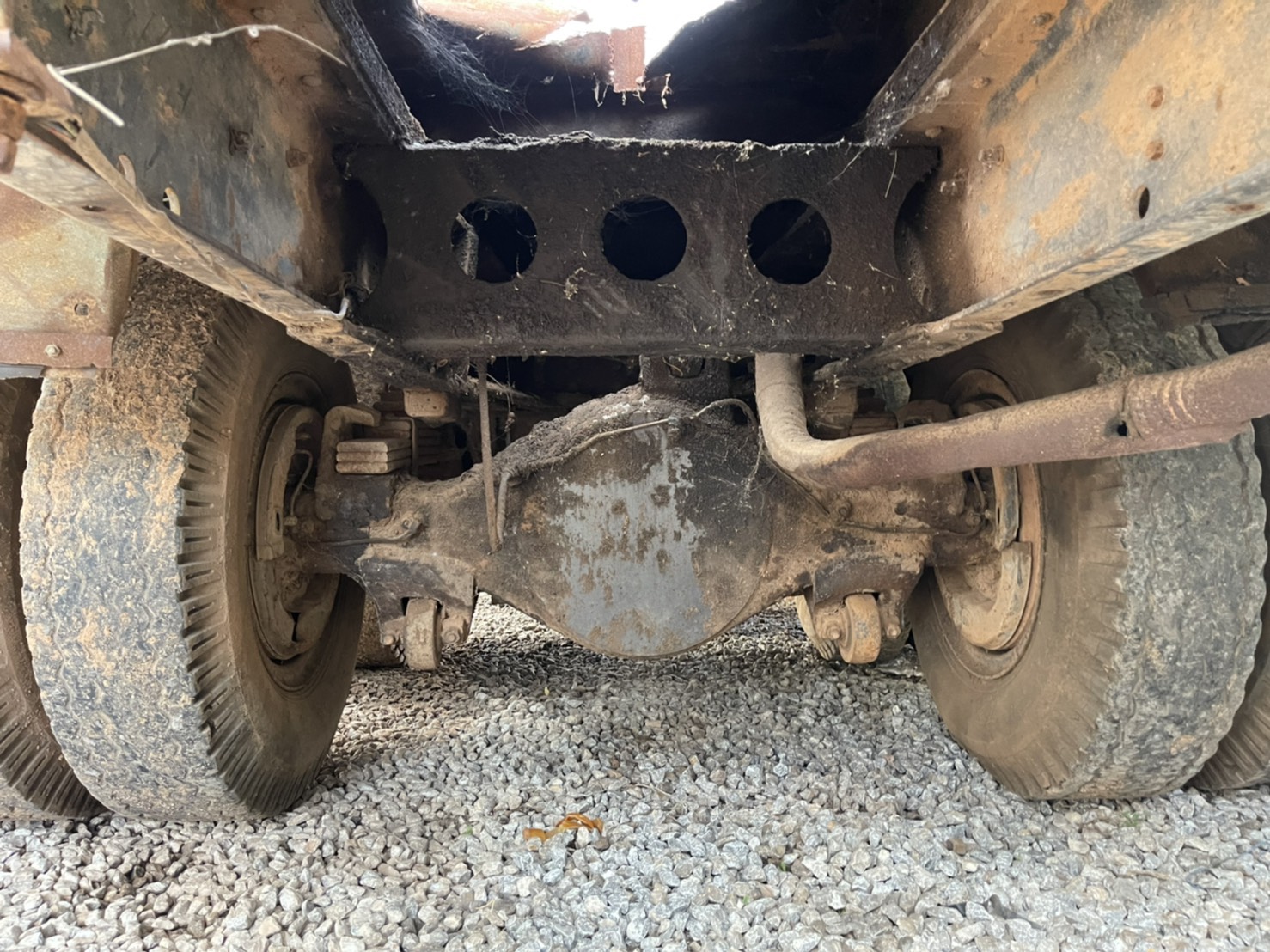 ชุดเพลา FUSO เพลาเดียว เบรคใหญ่ 50000บาท พร้อมแหนบโบกี้ 0816278866