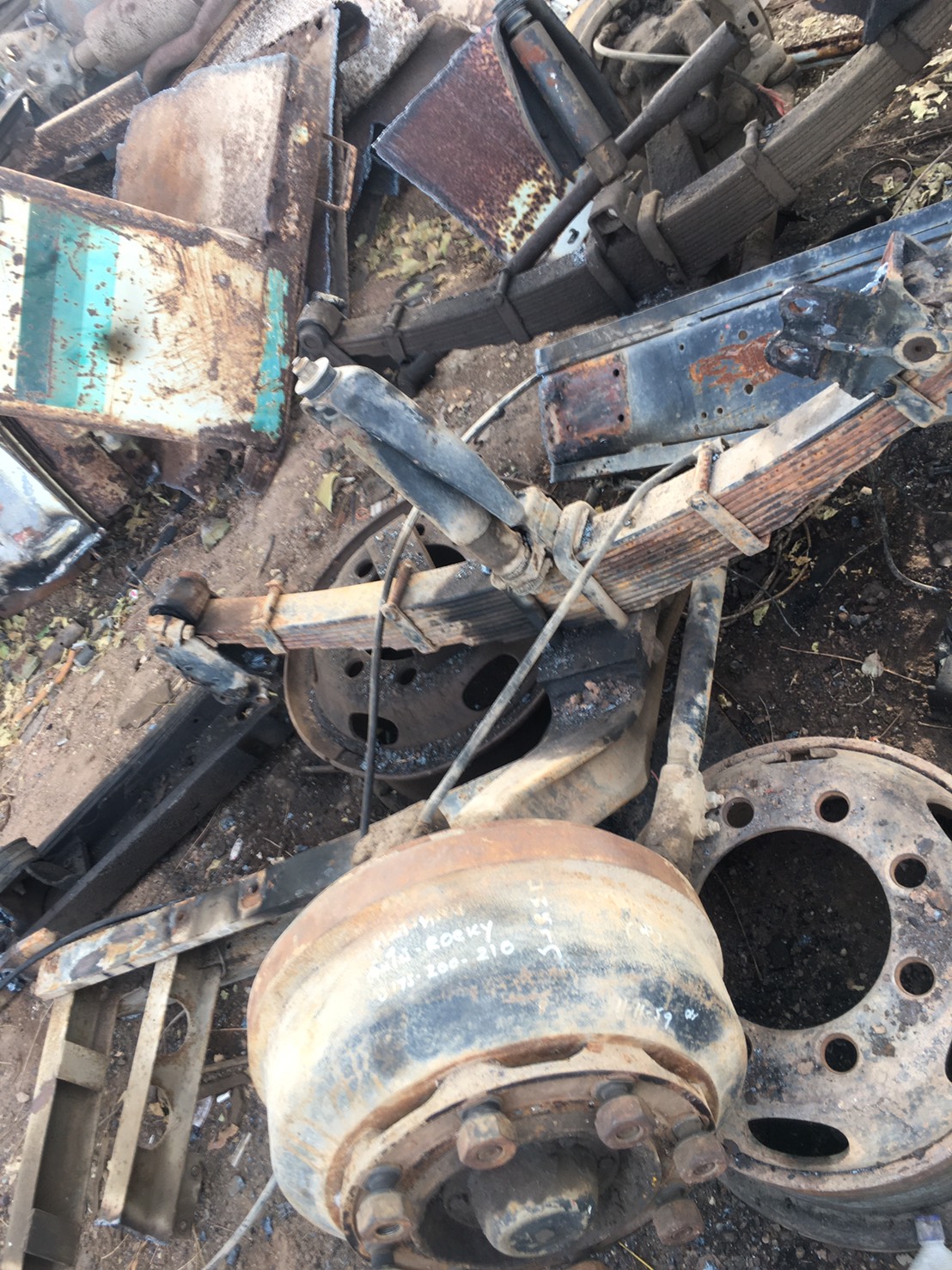 คานหน้า ISUZU โบ้พร้อมแนบ 18000บาท 0816278866