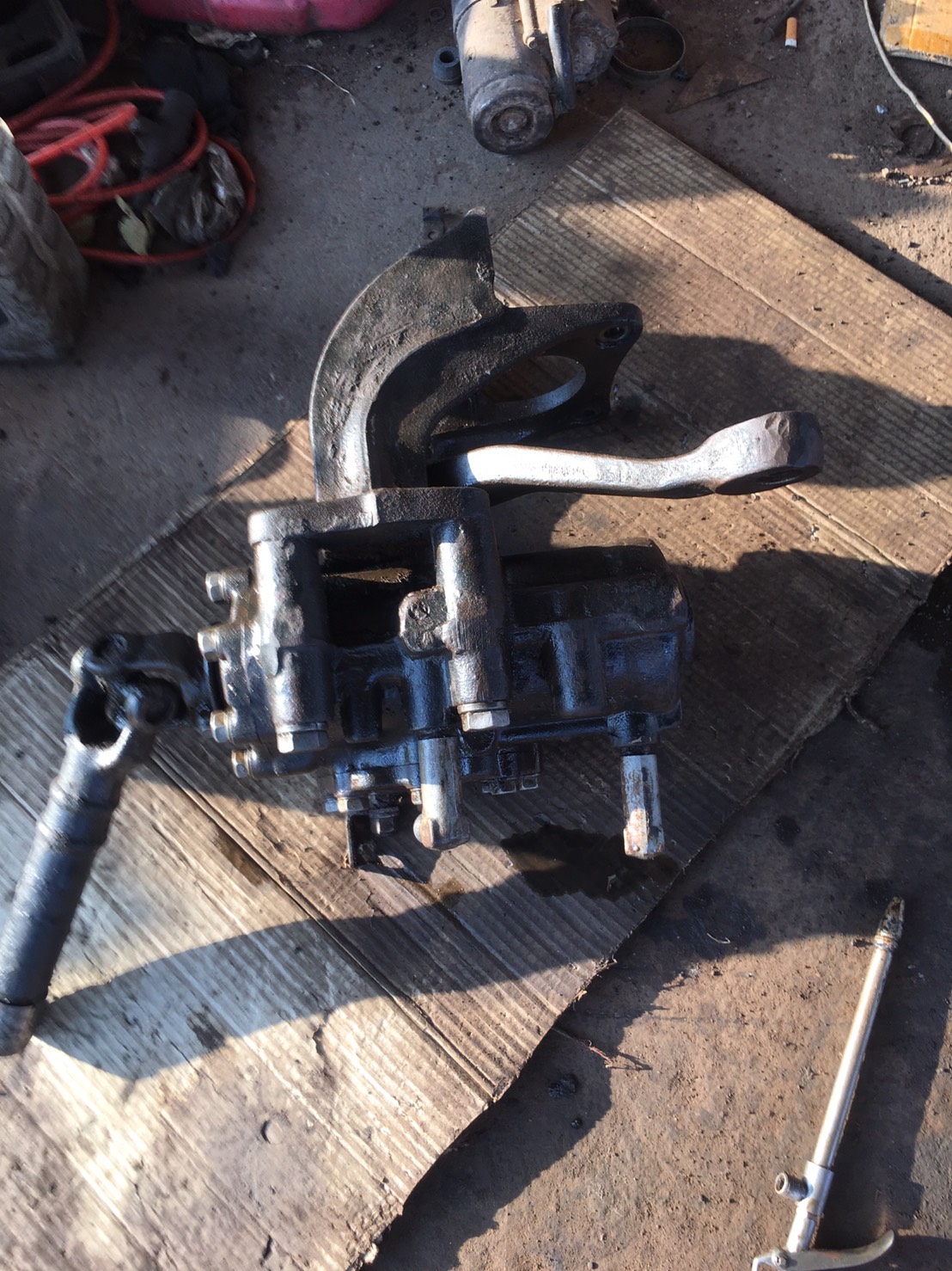 กระปุกเพาเวอร์  Hino 3 H 5500บาท พร้อมใช้งาน