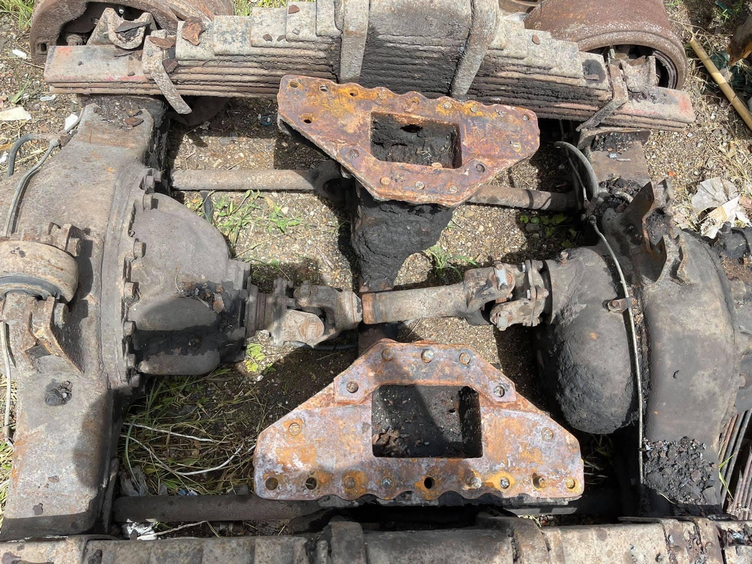 แยกขายเพลามิตชู ชุดแท่น โบกี้ แหนบ 26000 บาท