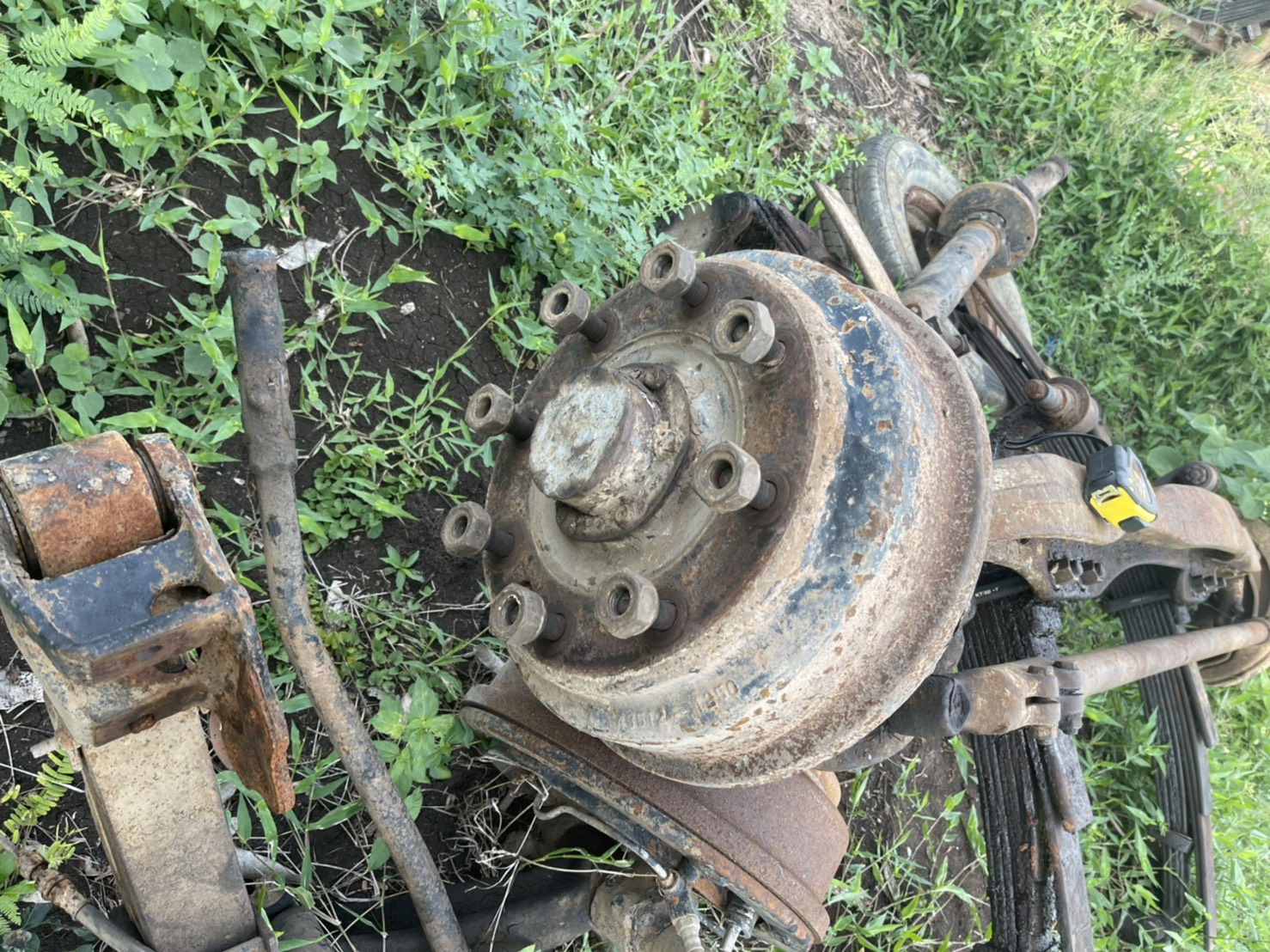 คานหน้า HINO สดือ 31 นิ้ว 15000 บาท พร้อมใช้งาน พร้อมแหนบ 0816278866