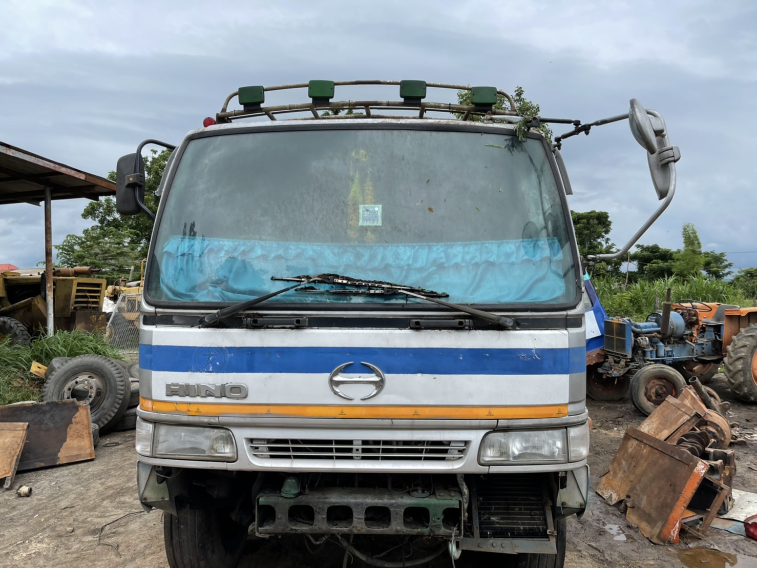 หัว Hino สิงไฮเทค 55000 บาท พร้อมใช้งาน 0816278866