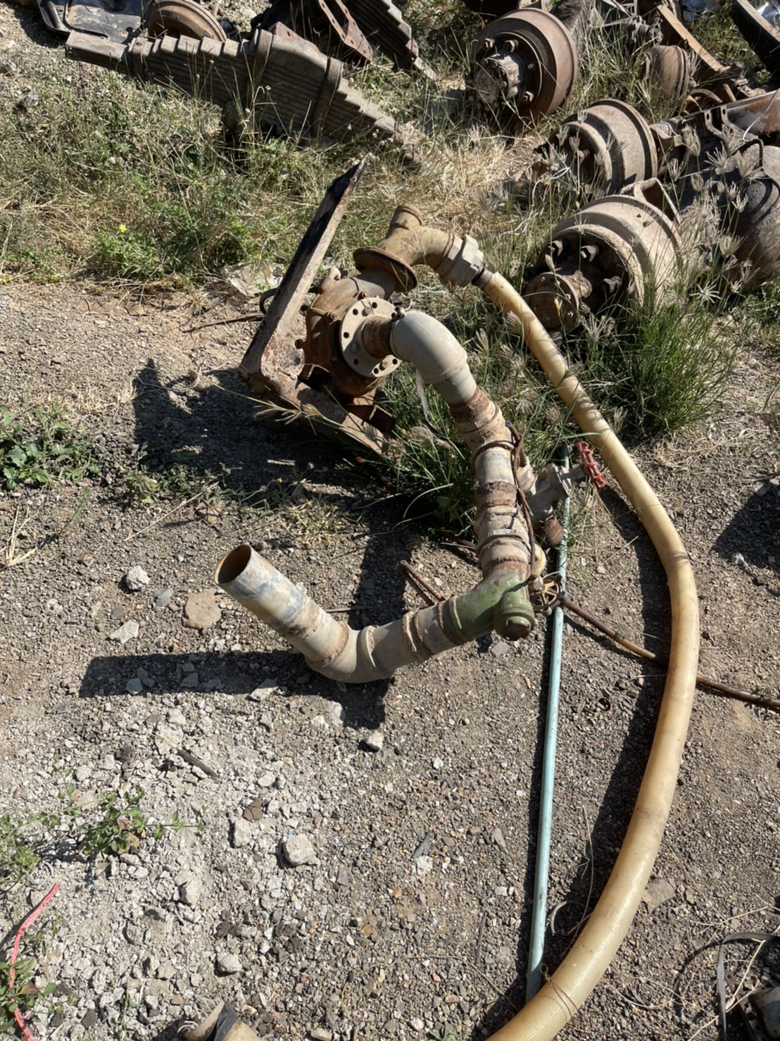 ถังน้ำ 6 ล้อ 35000 บาท พร้อมอุปกรณ์