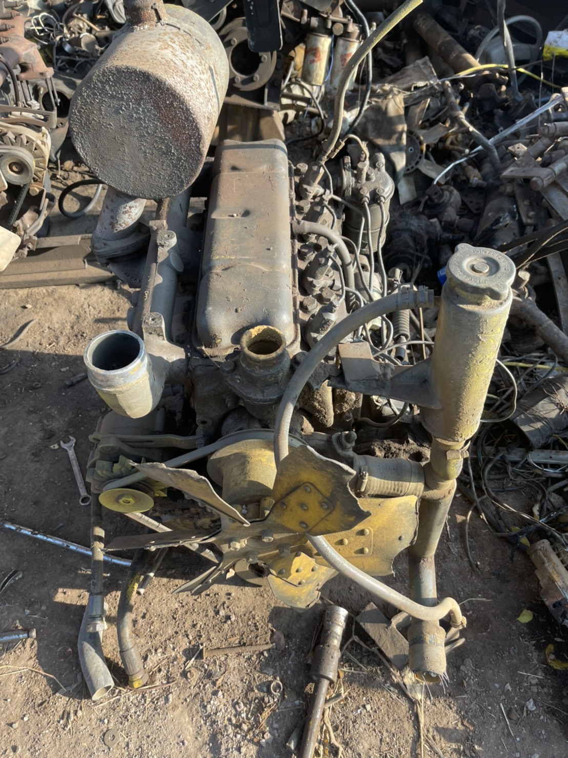 เครื่องJCB หน้าตัก หลังขุด LD50 36000 บาท พร้อมใช้งาน 0816278866