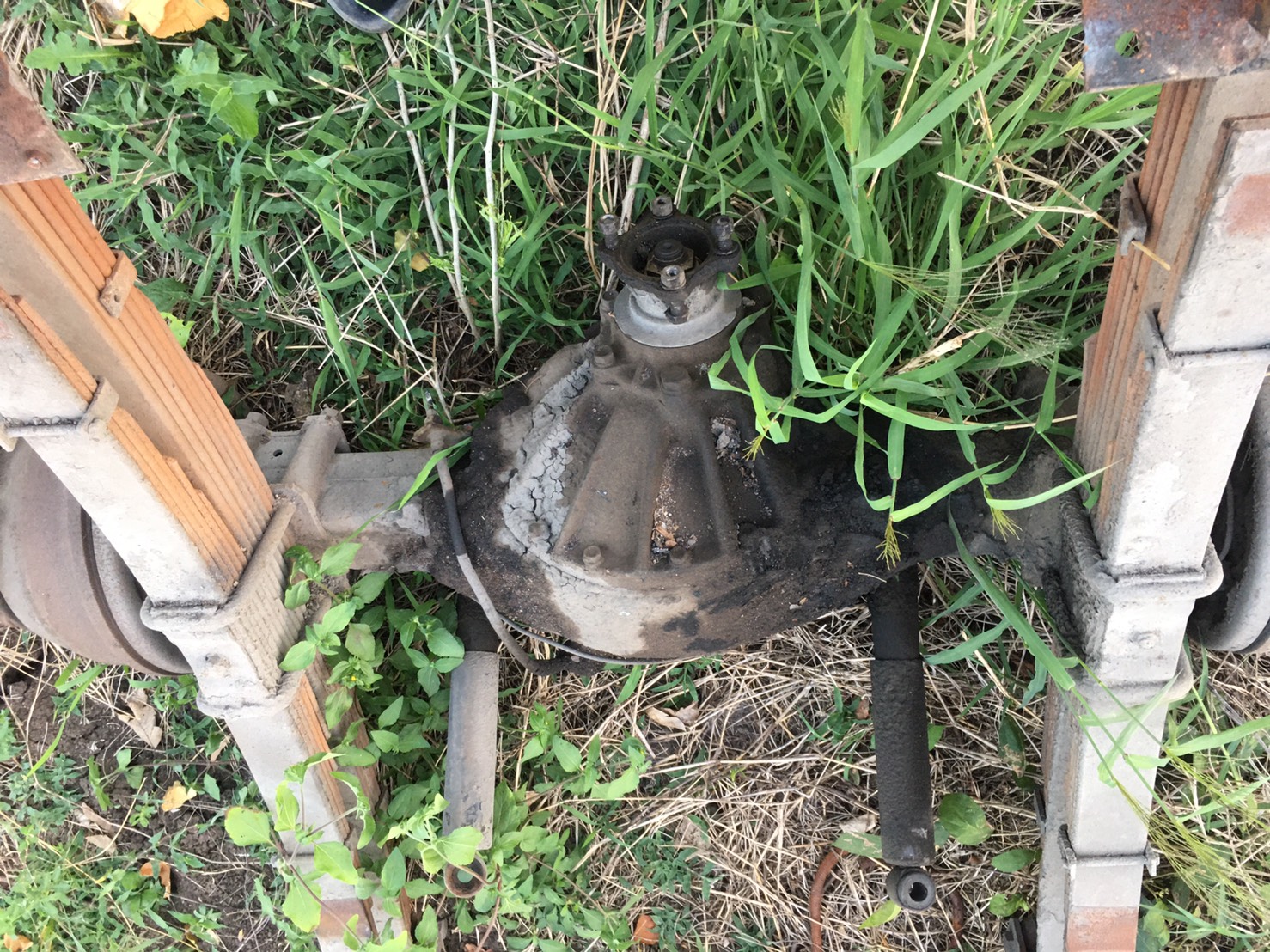 เพลาหลังพร้อมแหนบ isuzu 110ยกเส้น 16500บาท