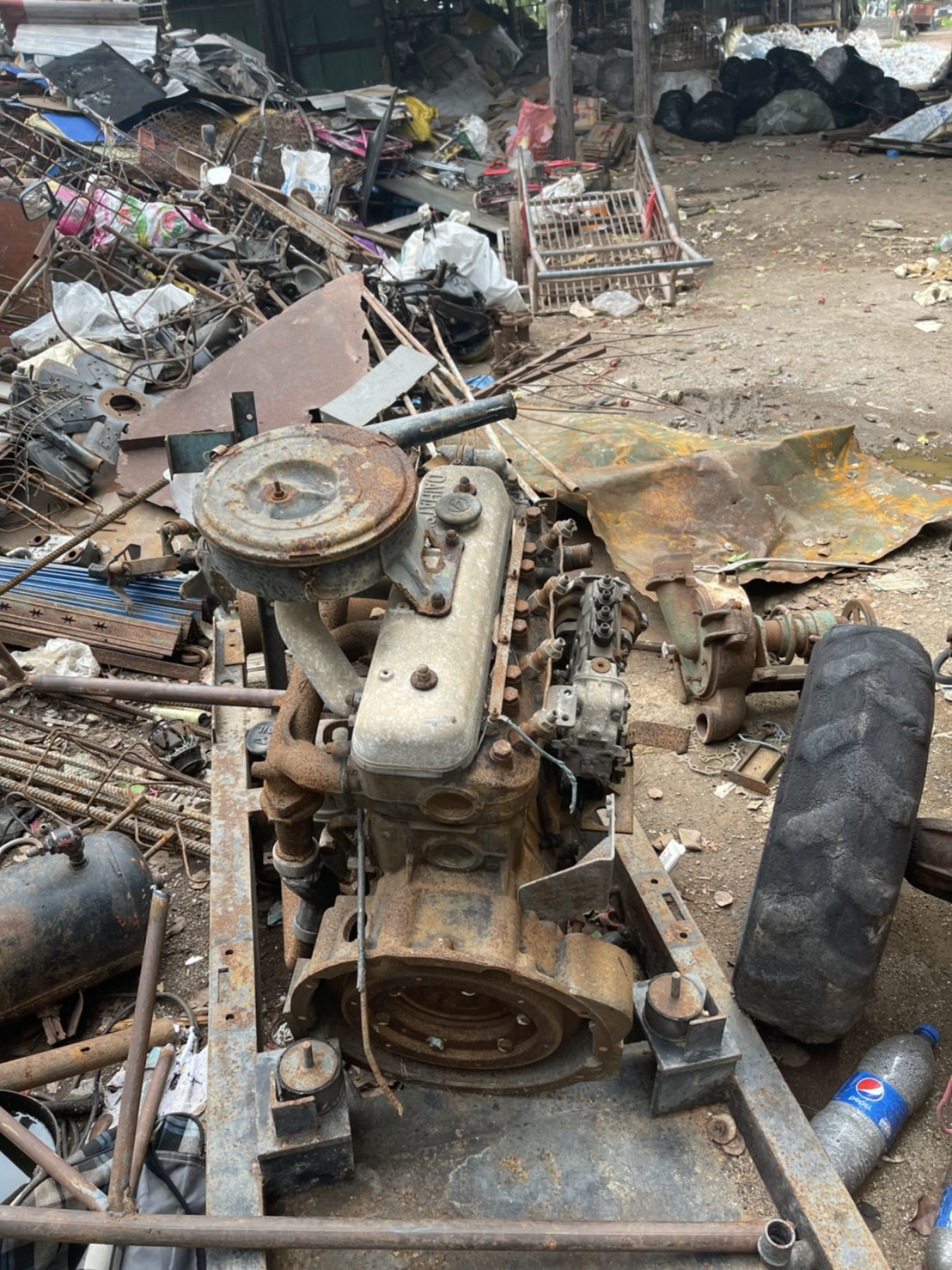 เครื่อง DAIHATSU แยกอะไหล่ หรือ ยกตัว9500 บาท 0816278866