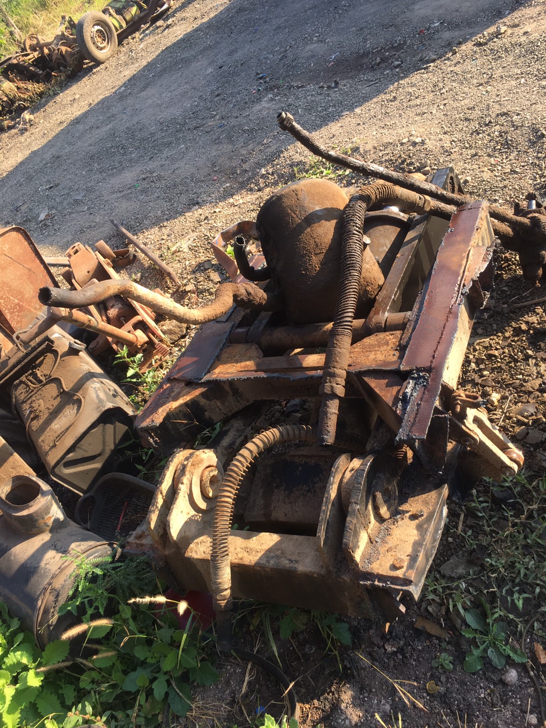 ขายชุดดั้ม 10 ล้อ ISUZU พร้อมอุปกรณ์ 22000บาท 0816278866