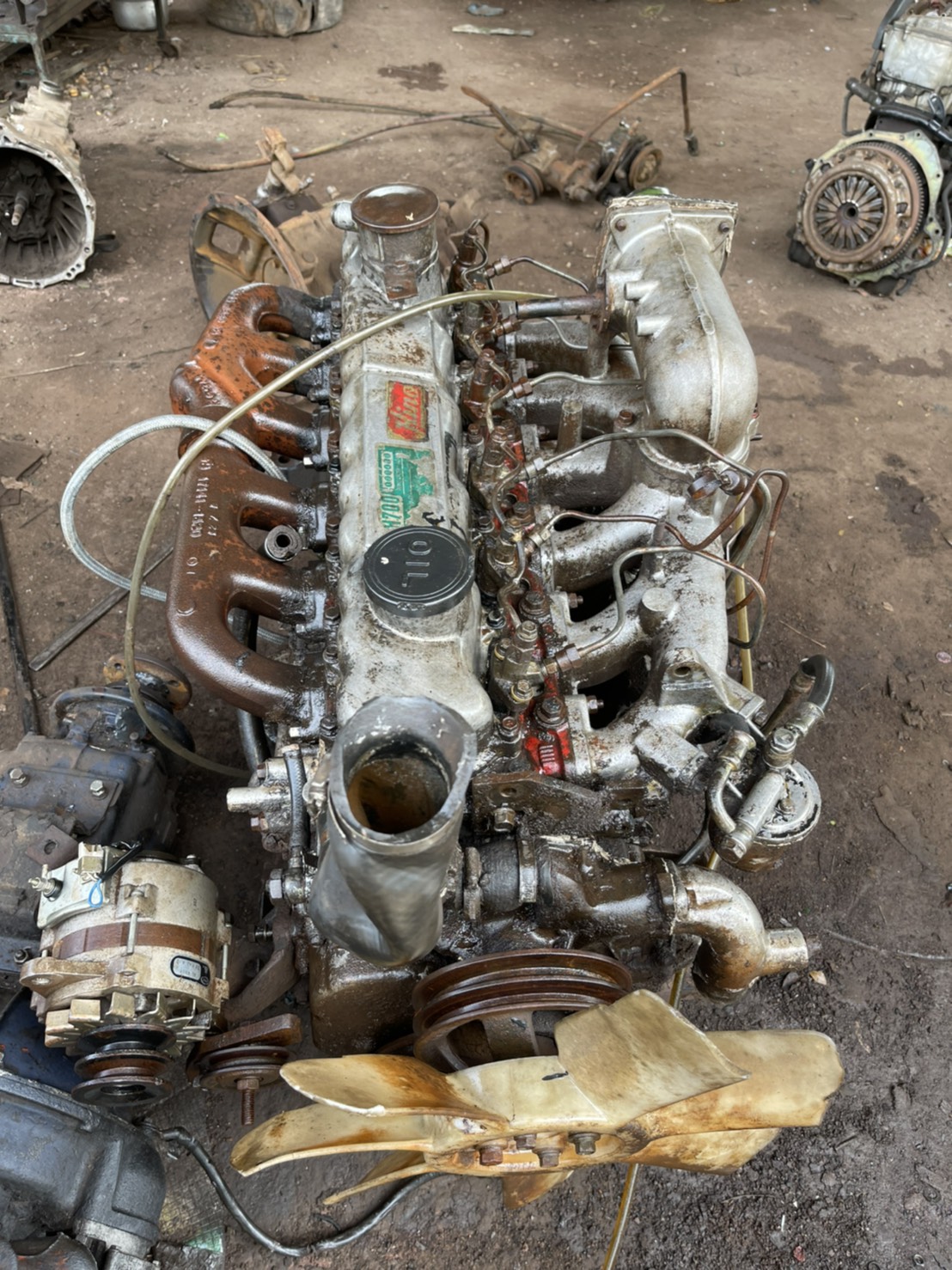 เครื่อง HINO EH700 40000 บาท พร้อมใช้งาน 0816278866