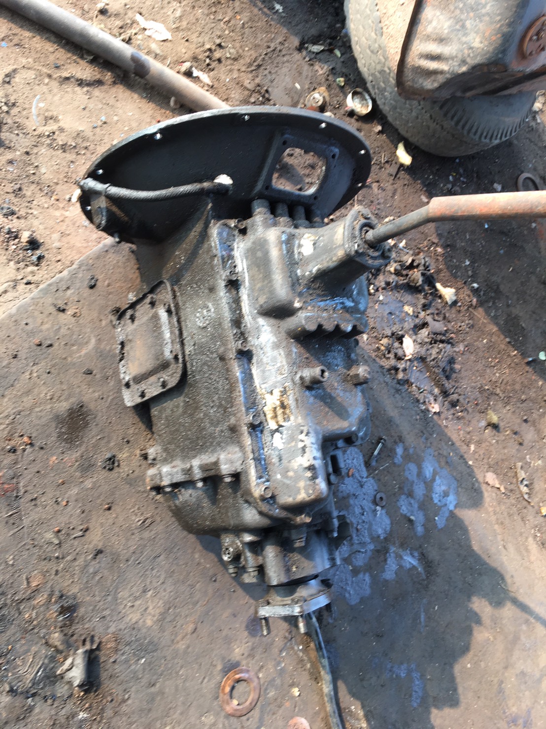 เกียร์ ISUZU หัวยาว 6 เกียร์ถอย 15000บาท พร้อมใช้งาน