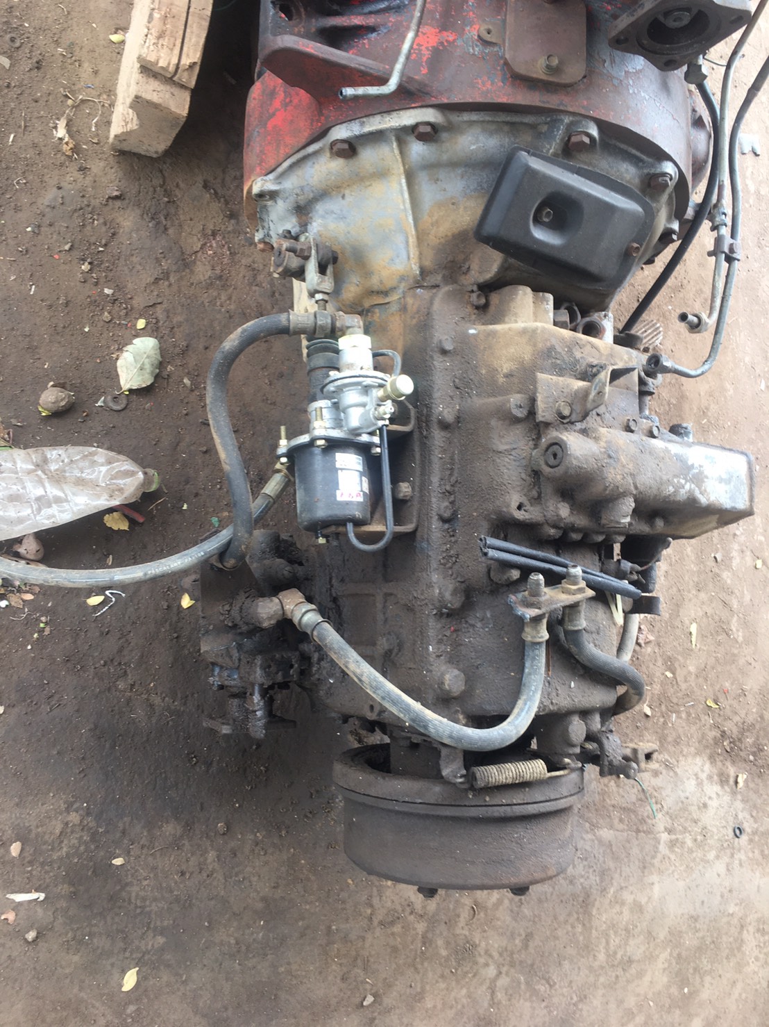 เกียร์ Hino V8 26000 บาท