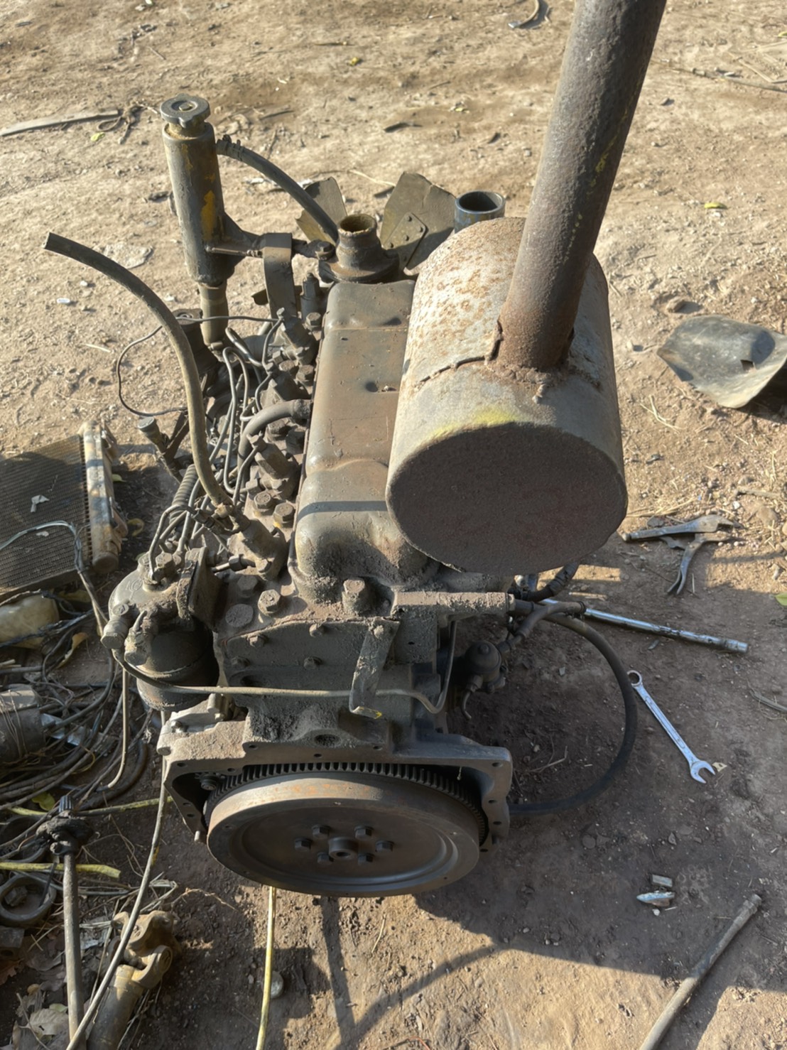 เครื่องJCB หน้าตัก หลังขุด LD50 36000 บาท พร้อมใช้งาน 0816278866