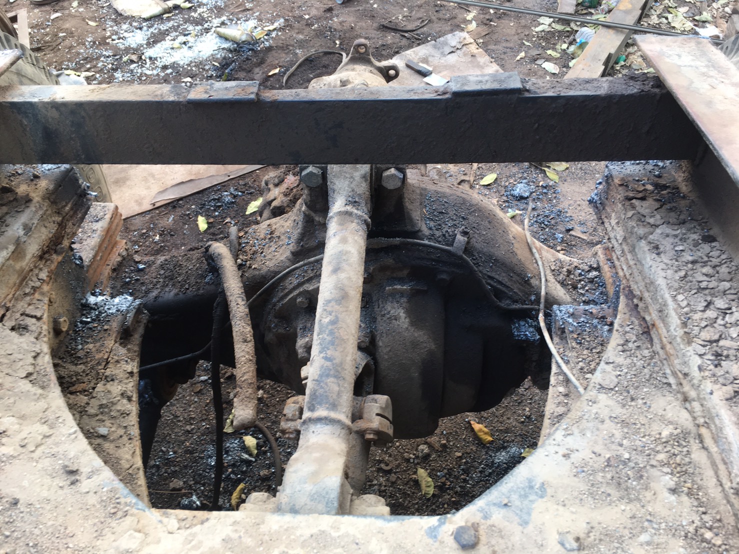 เพลาISUZU 2 เพลาจัมโบ้ 75000 บาท 0816278866