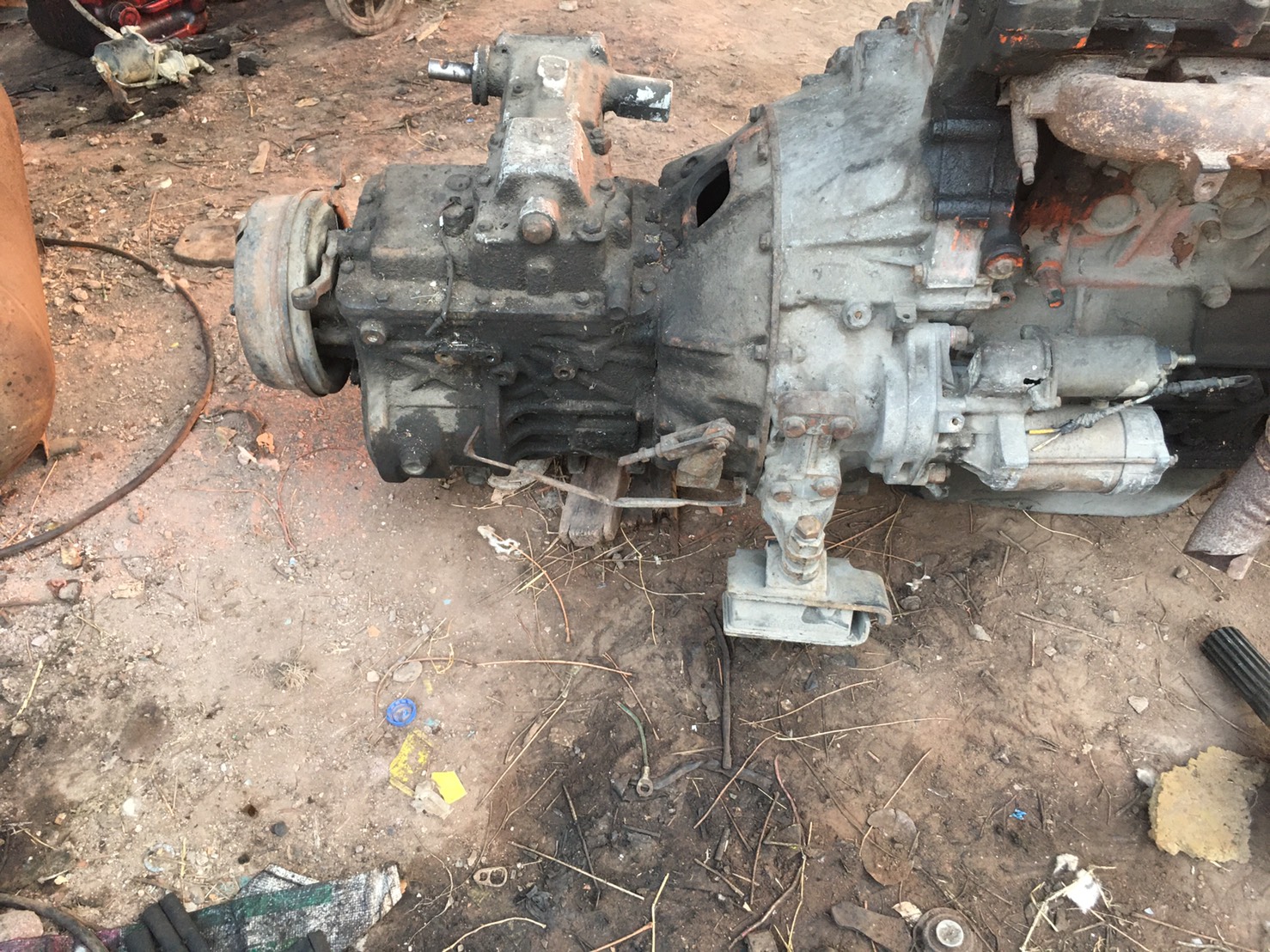 เกียร์ร๊อกกี้ 6เกียร์ถอย ถอดจาก6HE1 เฟื่องสวยกริปพร้อมใช้งาน25000บาท เกียร์ร๊อกกี้ 6เกียร์ถอย ถอดจาก6HE1 เฟื่องสวยกริปพร้อมใช้งาน25000บาท