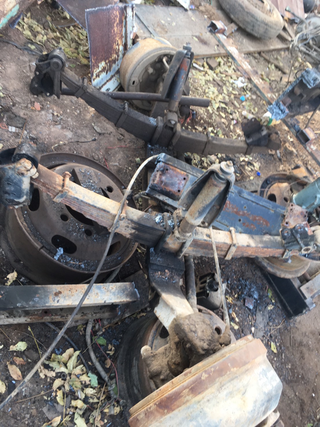 คานหน้า ISUZU โบ้พร้อมแนบ 18000บาท 0816278866